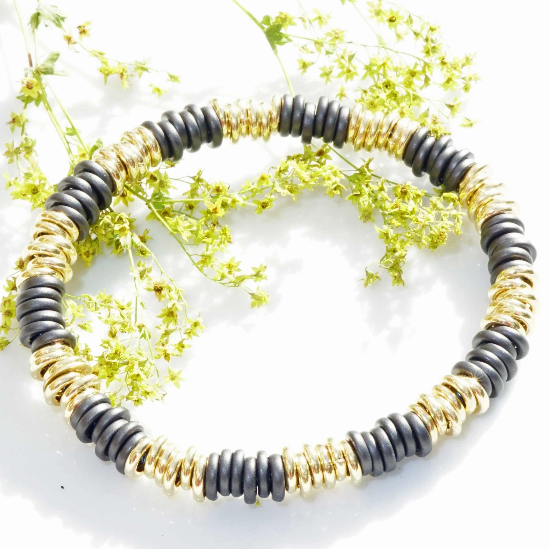 Ceramic Bracelet from the popular Loop Kollektion Silhouette Bentner Germany