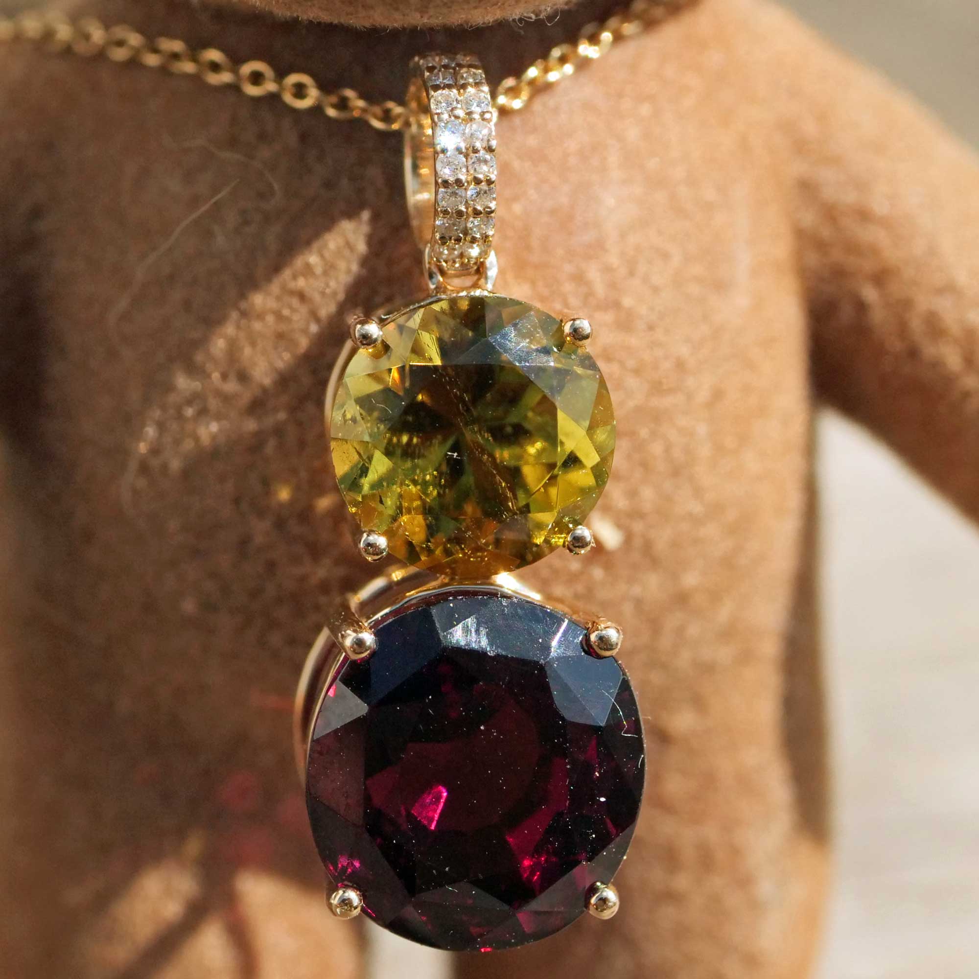 Canary Tourmaline Rhodolite Brilliant Pendant 585 Yellow Gold yellow red...colorful Garnet Tourmaline Duet
