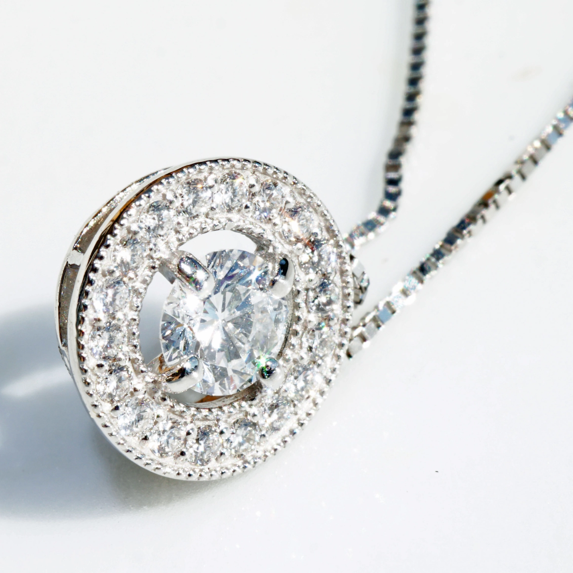 Necklace 0.375 ct Platinum...brilliance and grace...Jewelery to fall in love wit