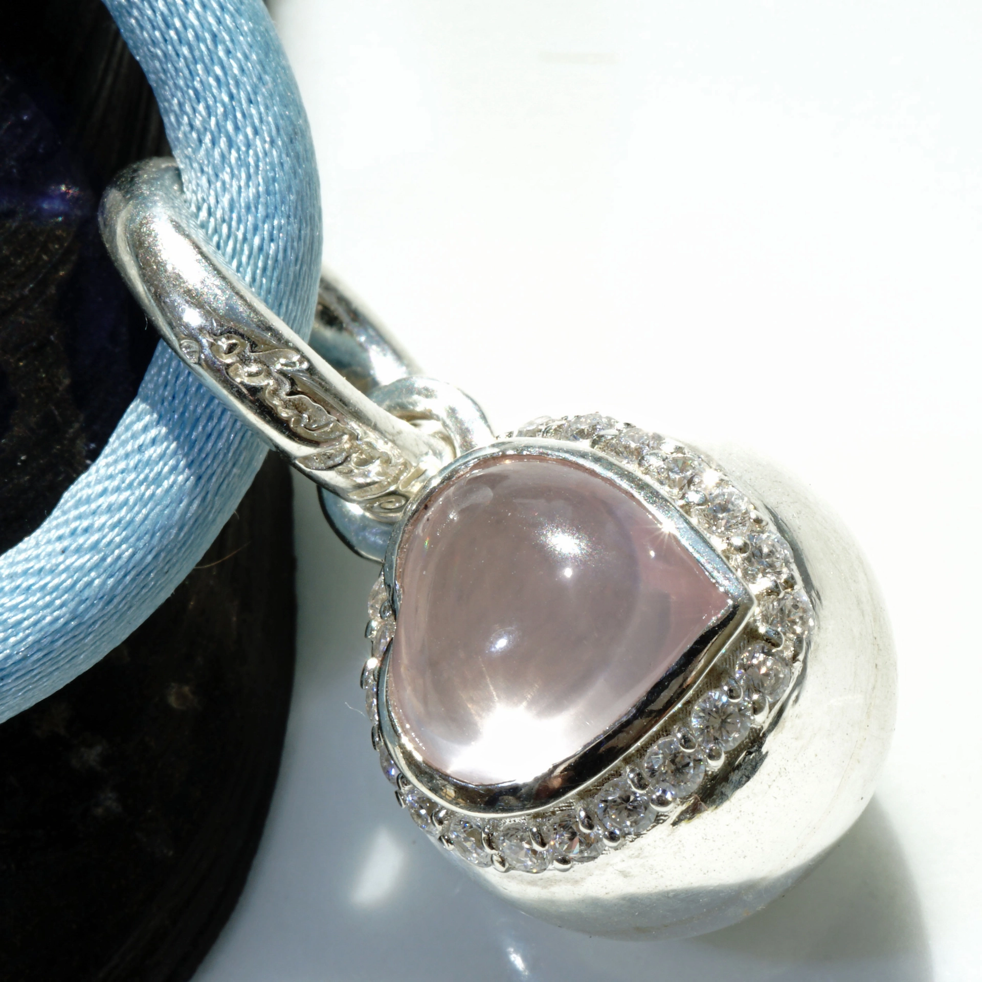 The best Silver Jewelery forever....Heartball with Rose Quartz