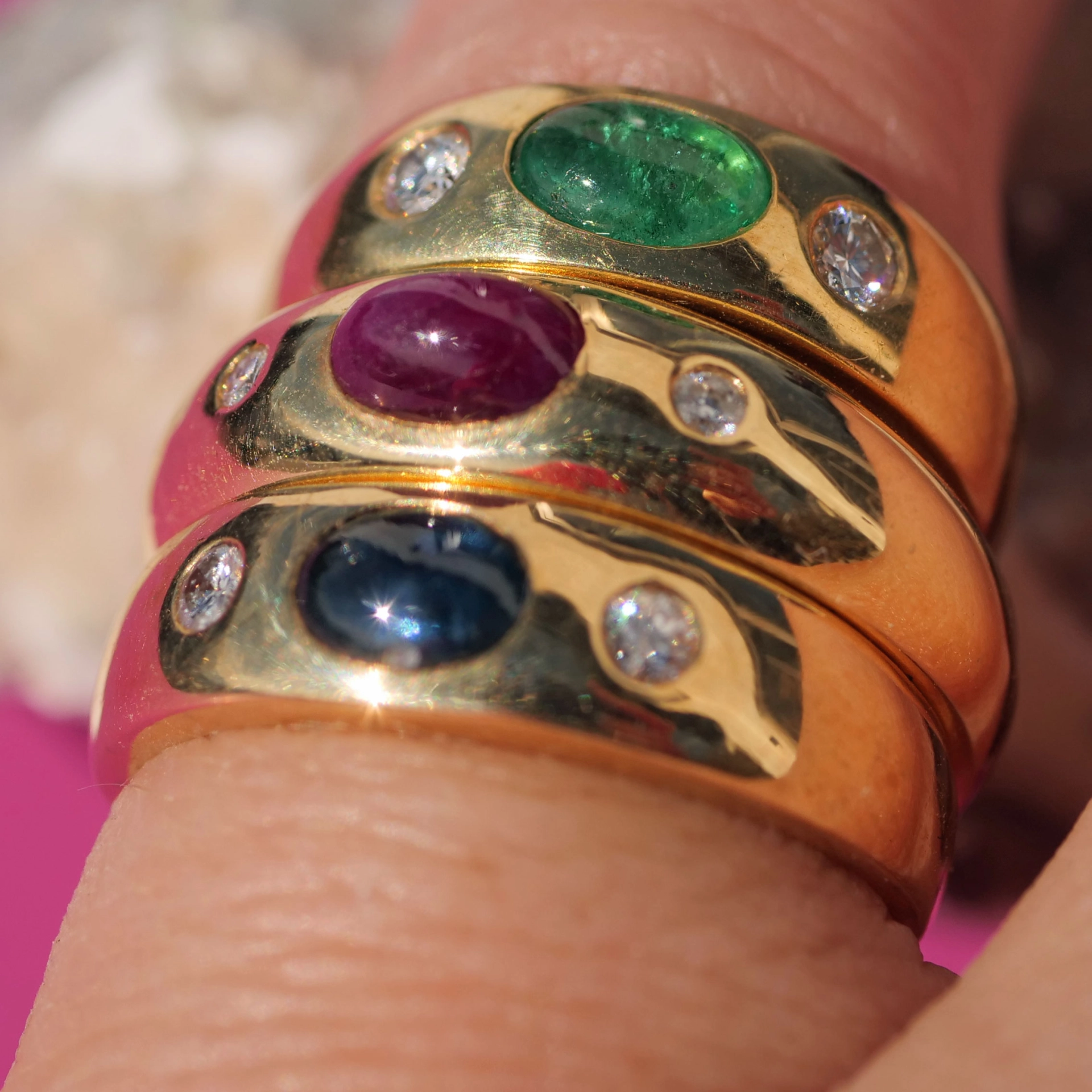 Emerald Saphire Ruby Brilliant Rings 18 kt Yellow Gold new and handmade