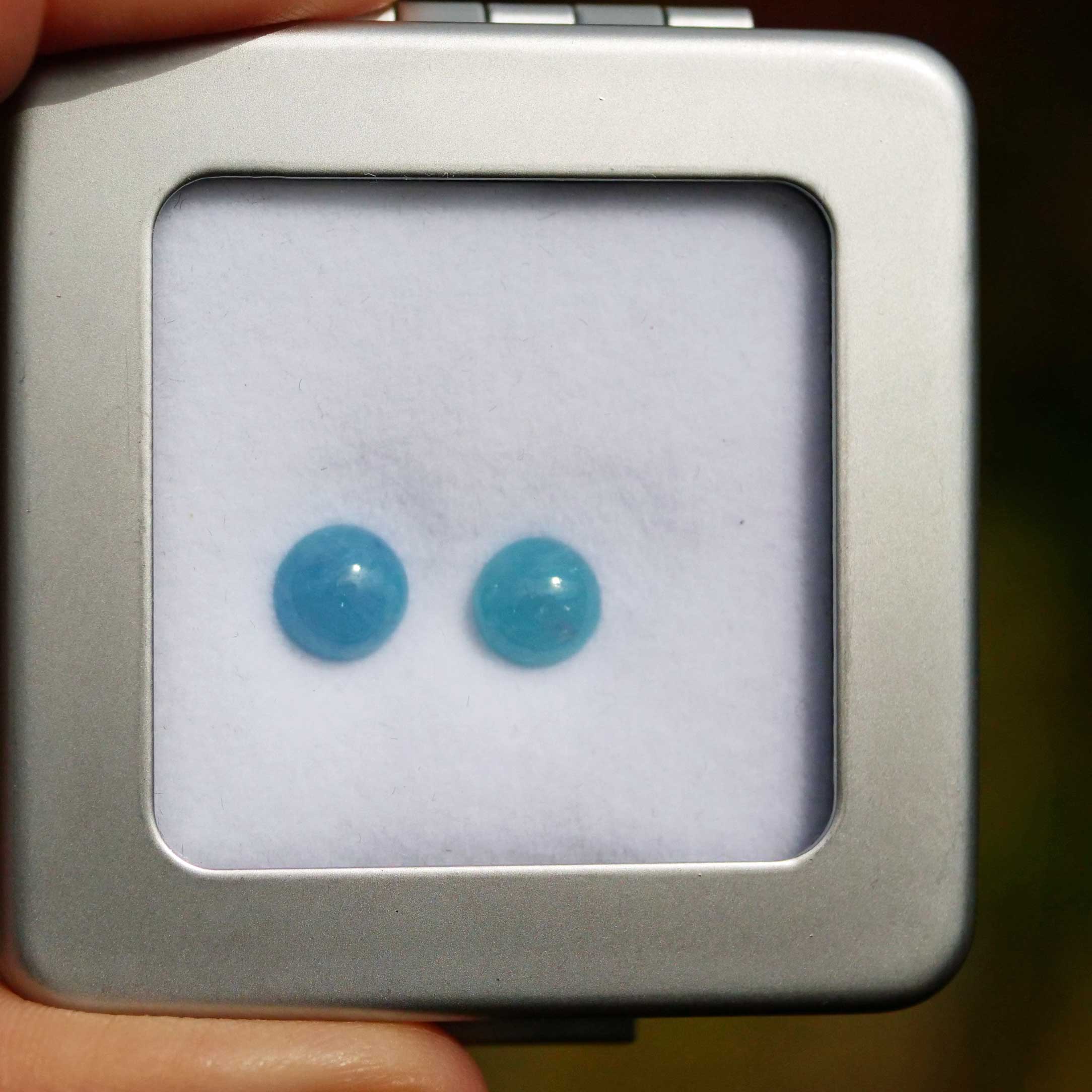 Paraiba Tourmaline Cabochons 1.6 and 2 ct Swimming Pool Blue vml. Brazil with GLA Certificate