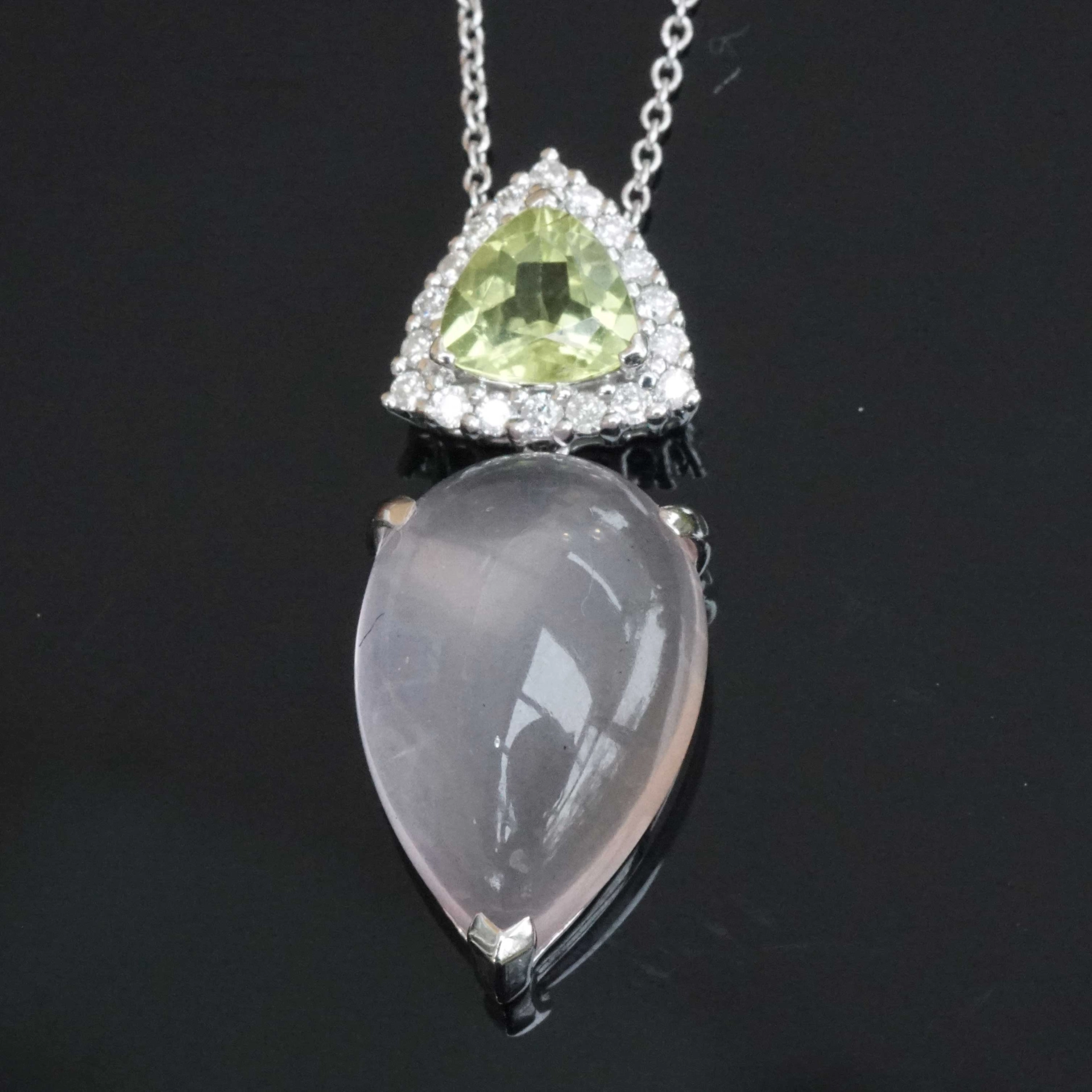 Rose Quartz Peridot Pendant with Chain 18 kt White Gold...lovely pastelcolor