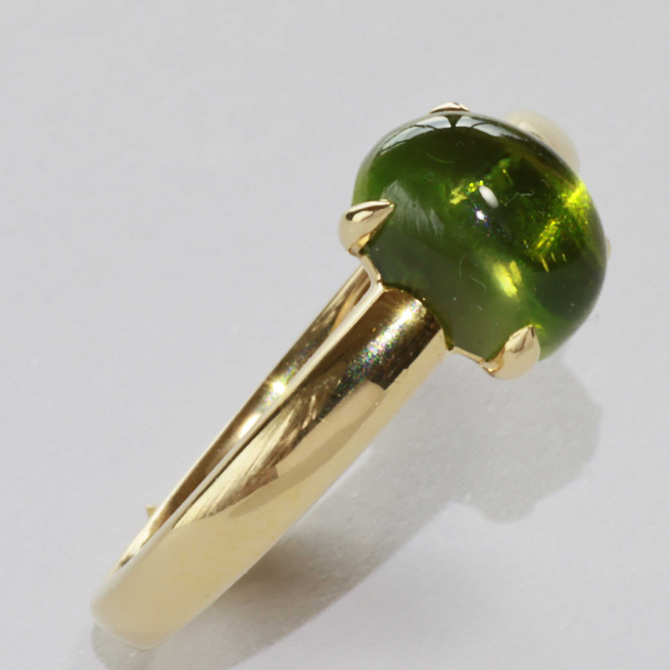 Tourmaline Ring 750 Yellow Gold green.... sweet Temptation... made in Italy... High-Quality