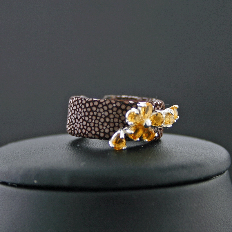 Rochenhaut-Citrin-Ring, 925/-Silber