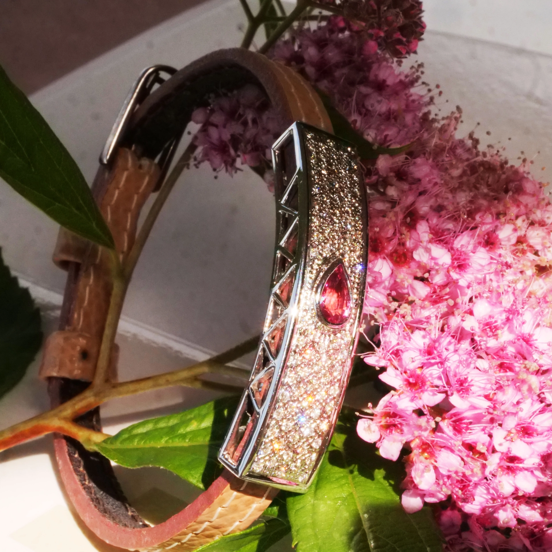 Unheated Padparadscha Saphire Brilliant Bracelet 18 kt White Gold GRS Certifikate...for Connoisseurs