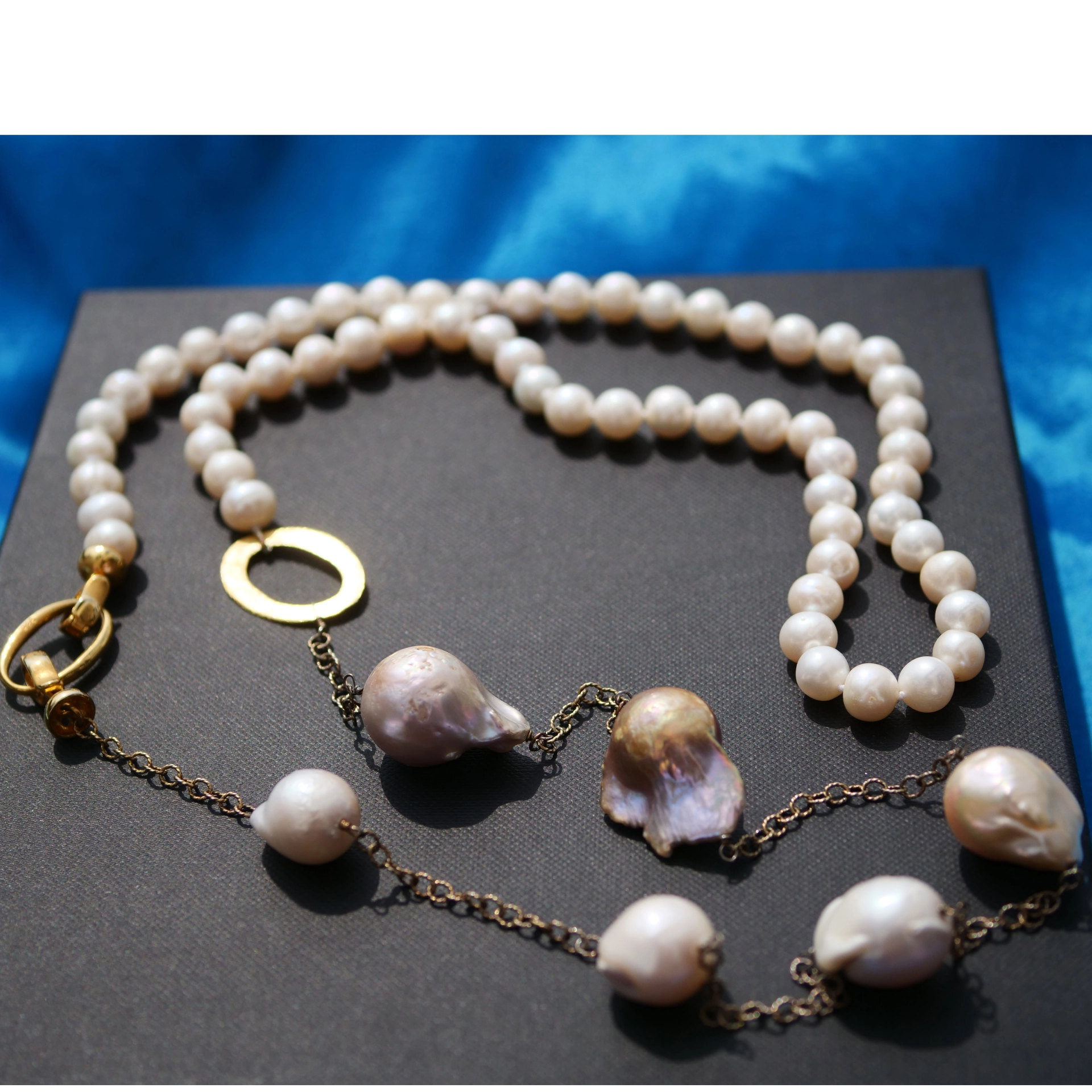 Chic Pearl Necklace..... two faces...95 cm...Silver