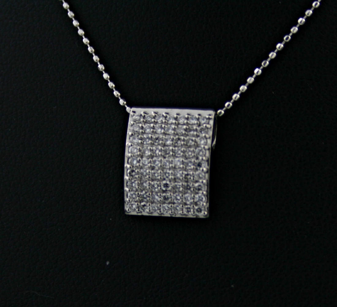 Brillantanhänger mit Kette