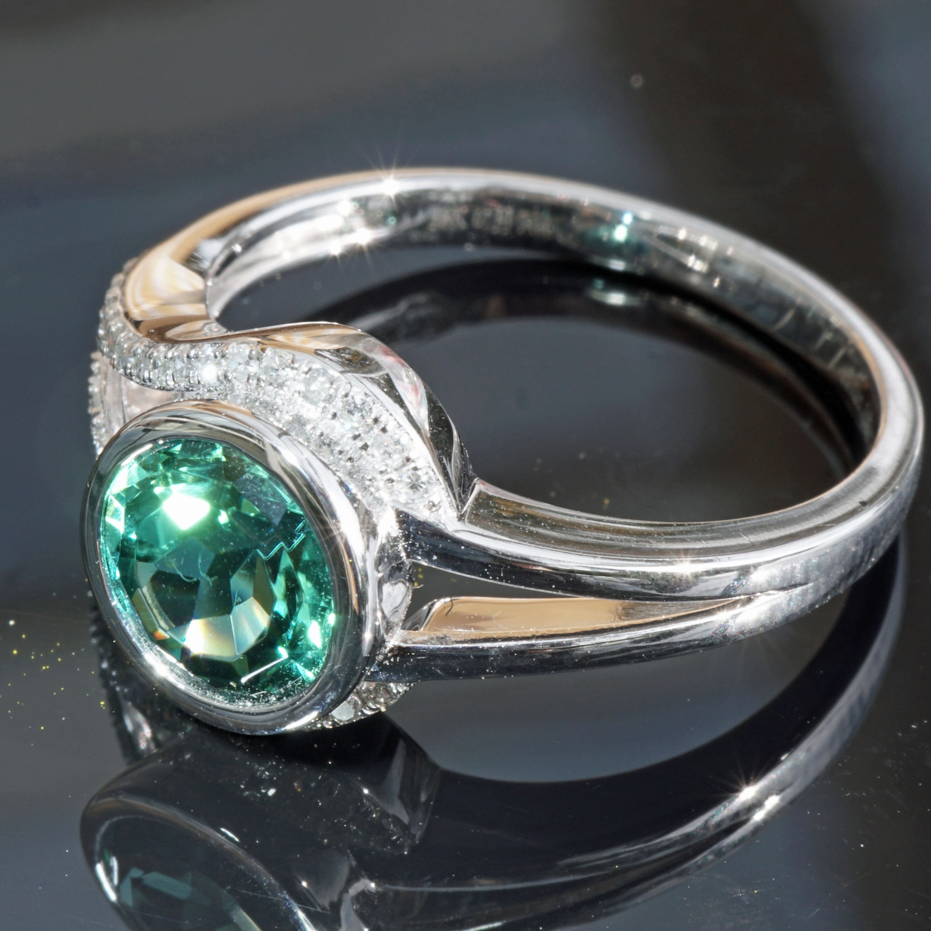 Indigolite Diamond Ring 1.45 ct 0.13 ct 750 White Gold...it doesn't get any more beautiful than this