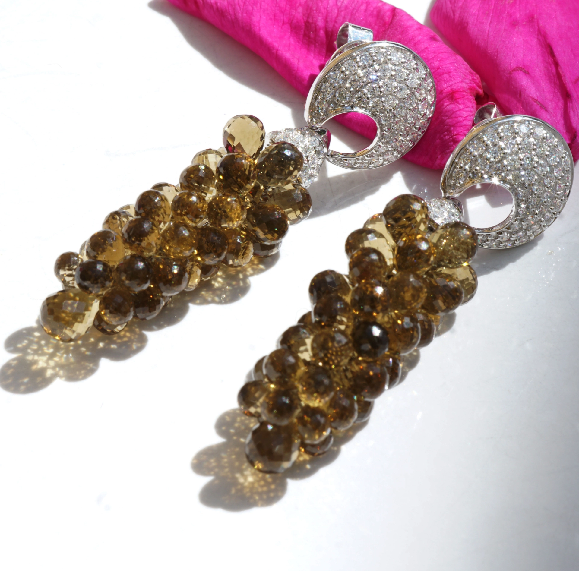 Diamond Smokey Quartz Earrings 18 kt Whitegold...exciting in the Shape of Grapes