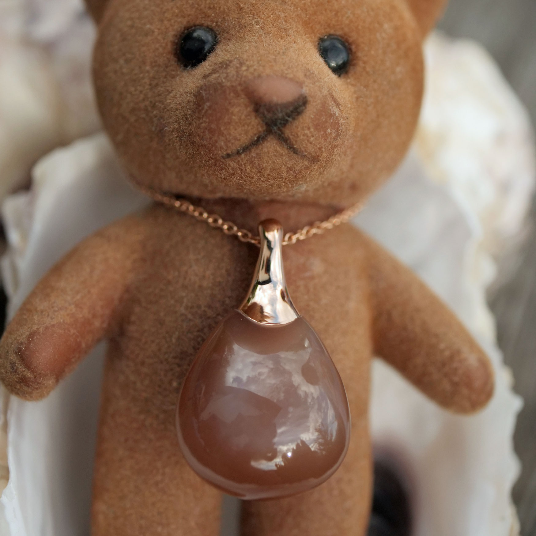 Moonstone Pendant w. Chain 750 Rose Gold cool Design 21.5 ct made in Italy