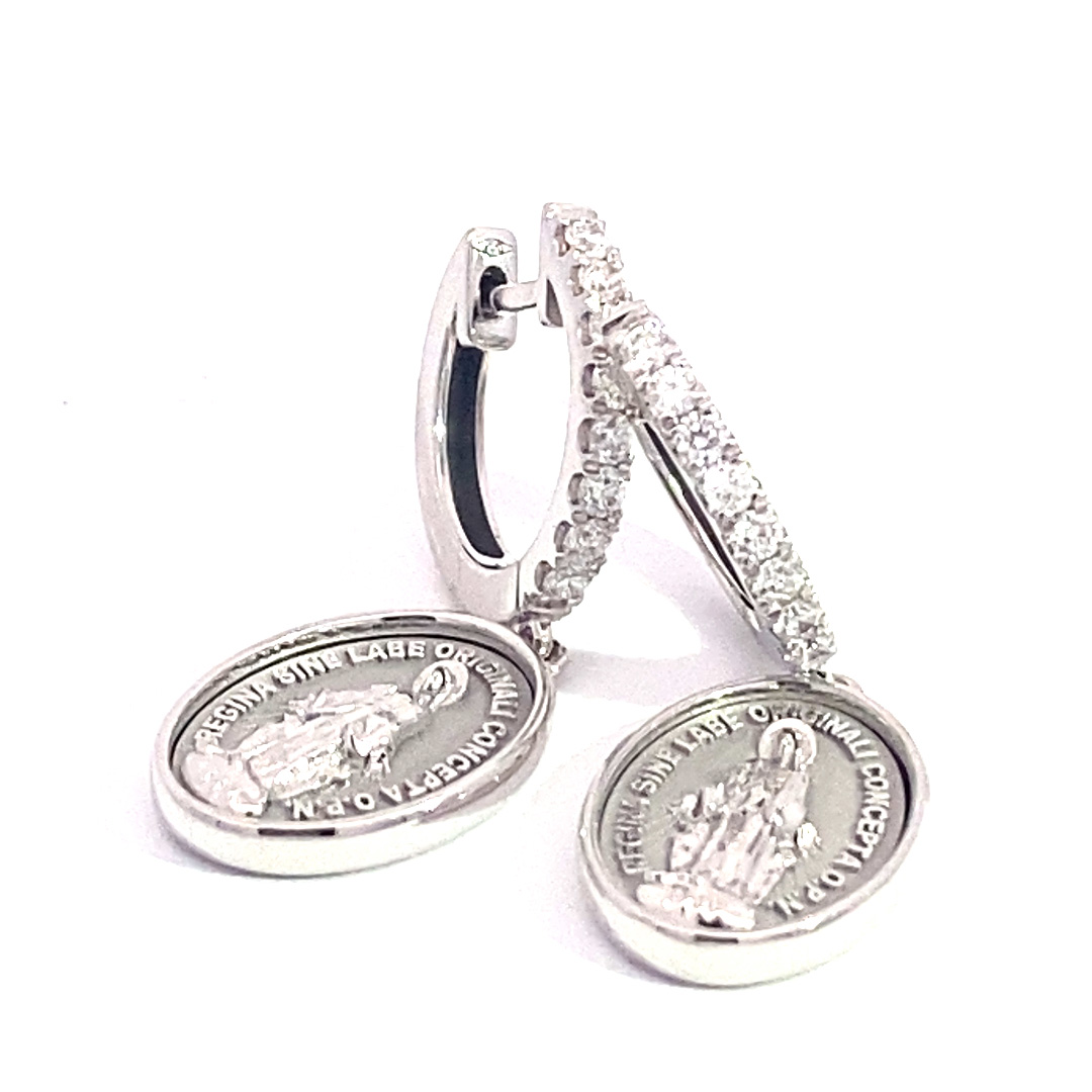 Style Icon Brilliant Madonna Earrings 750 White Gold 0.30 ct TW VS