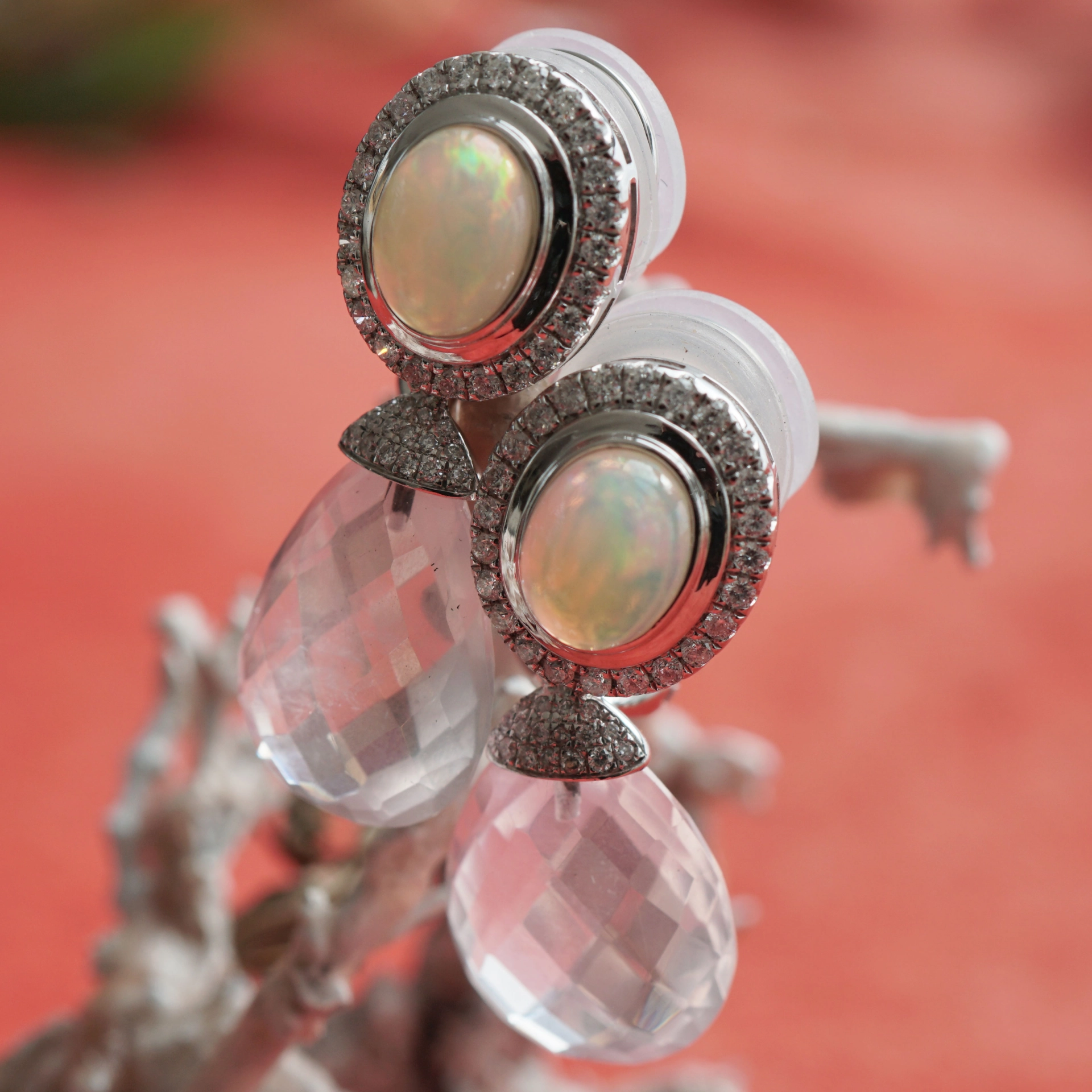 Brilliant Opal Rosequartz Ear Stud Clip DELICATE BLOSSOM 750 White Gold pastel Colors