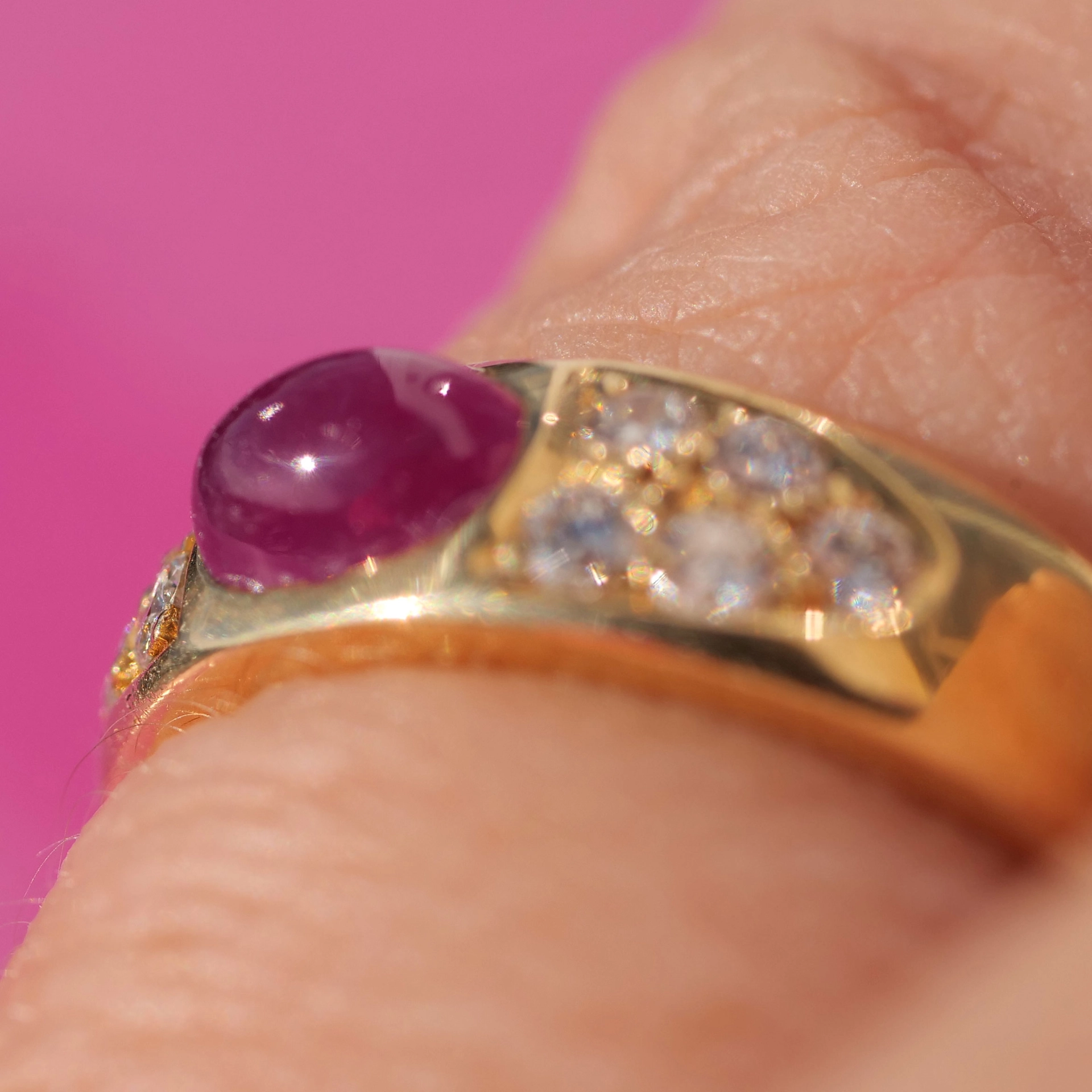 Ruby Brilliant Ring 18 kt Yellow Gold new and handmade