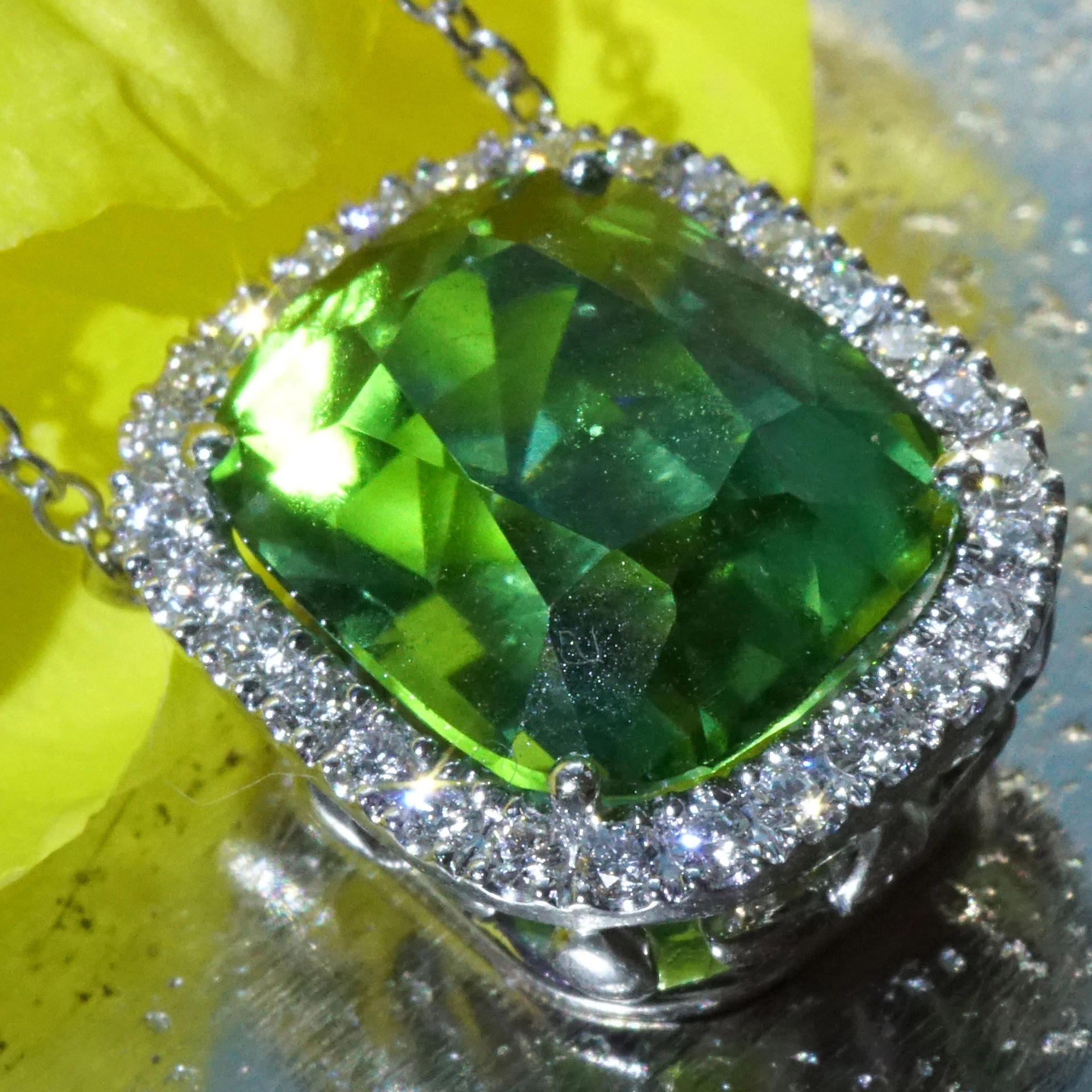 Tourmaline investment gem 8.35 ct Afghanistan green-bluish loupe clean AAA+ 