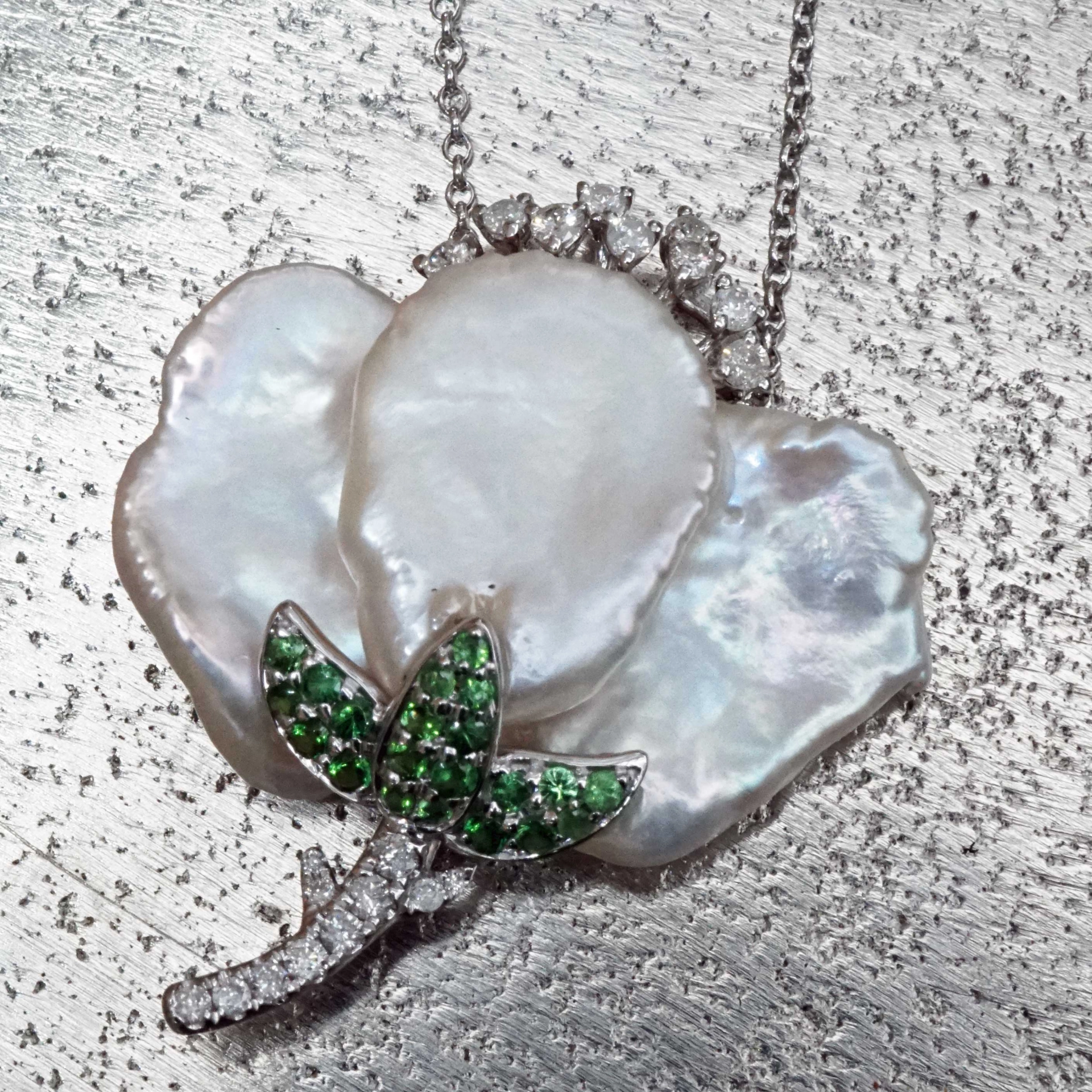 Pearl Diamond Tsavorite Necklace 18 kt White Gold...forever frozen