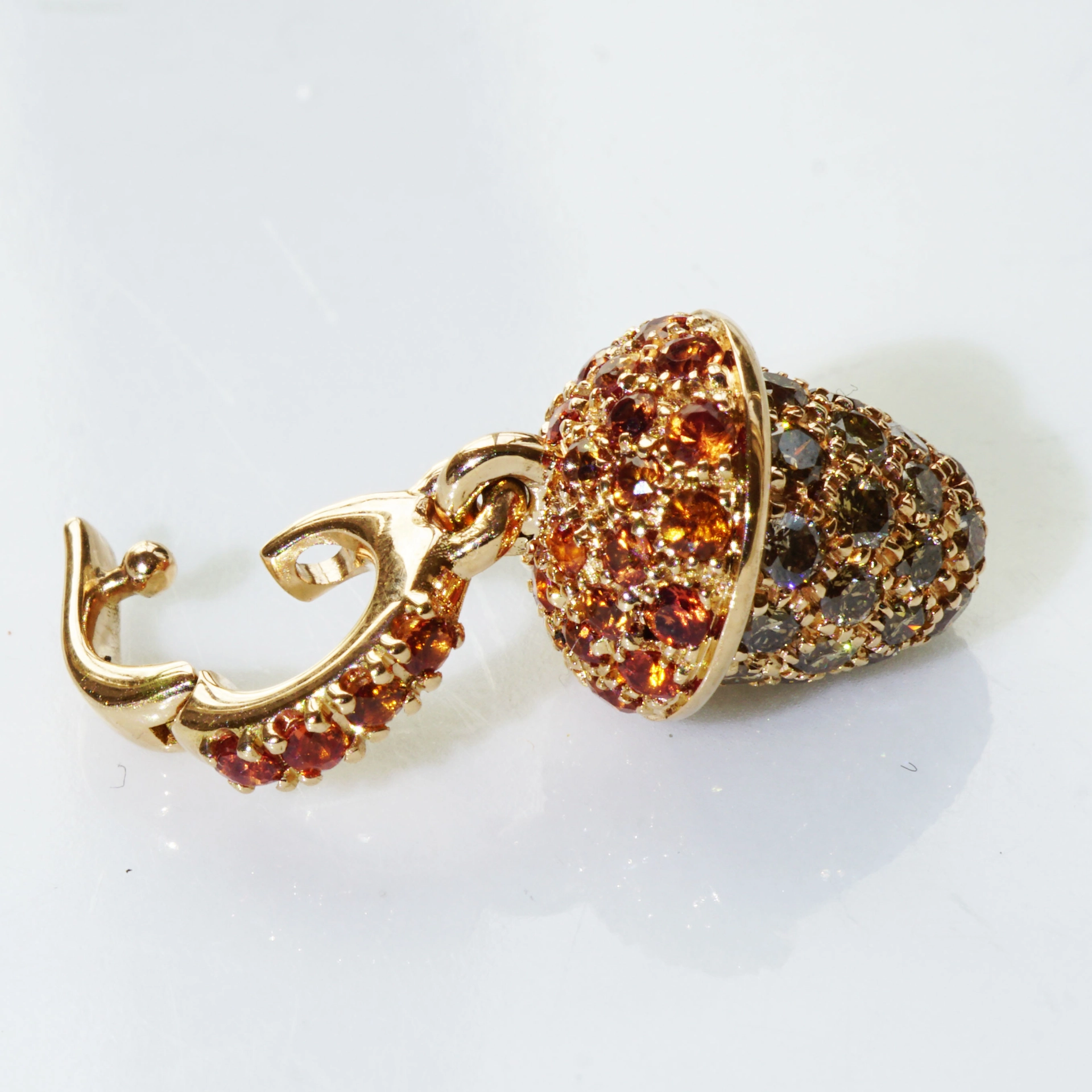 Diamond Saphire Drop Pendant 18 kt Rosegold.......sooo cute