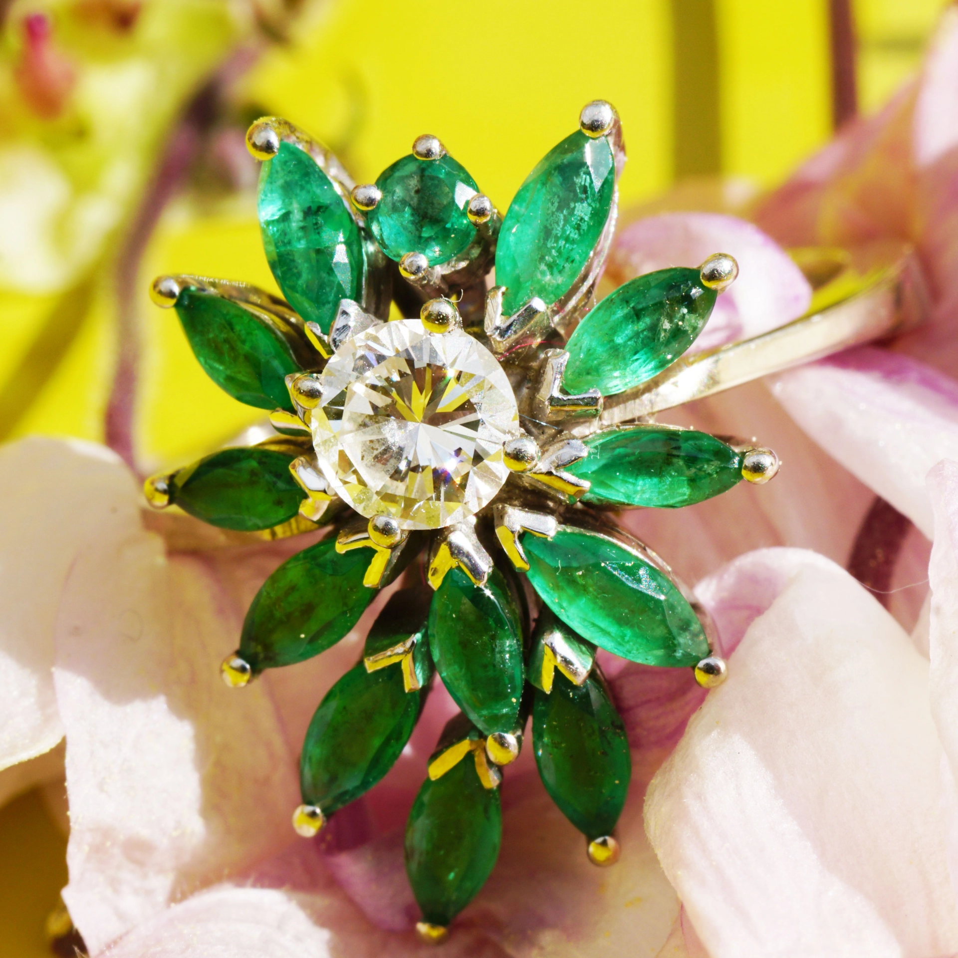 Brillant Smaragd Ring 585er Weissgold Weiss Lupenrein 0.53 ct Vintage 80er Jahre