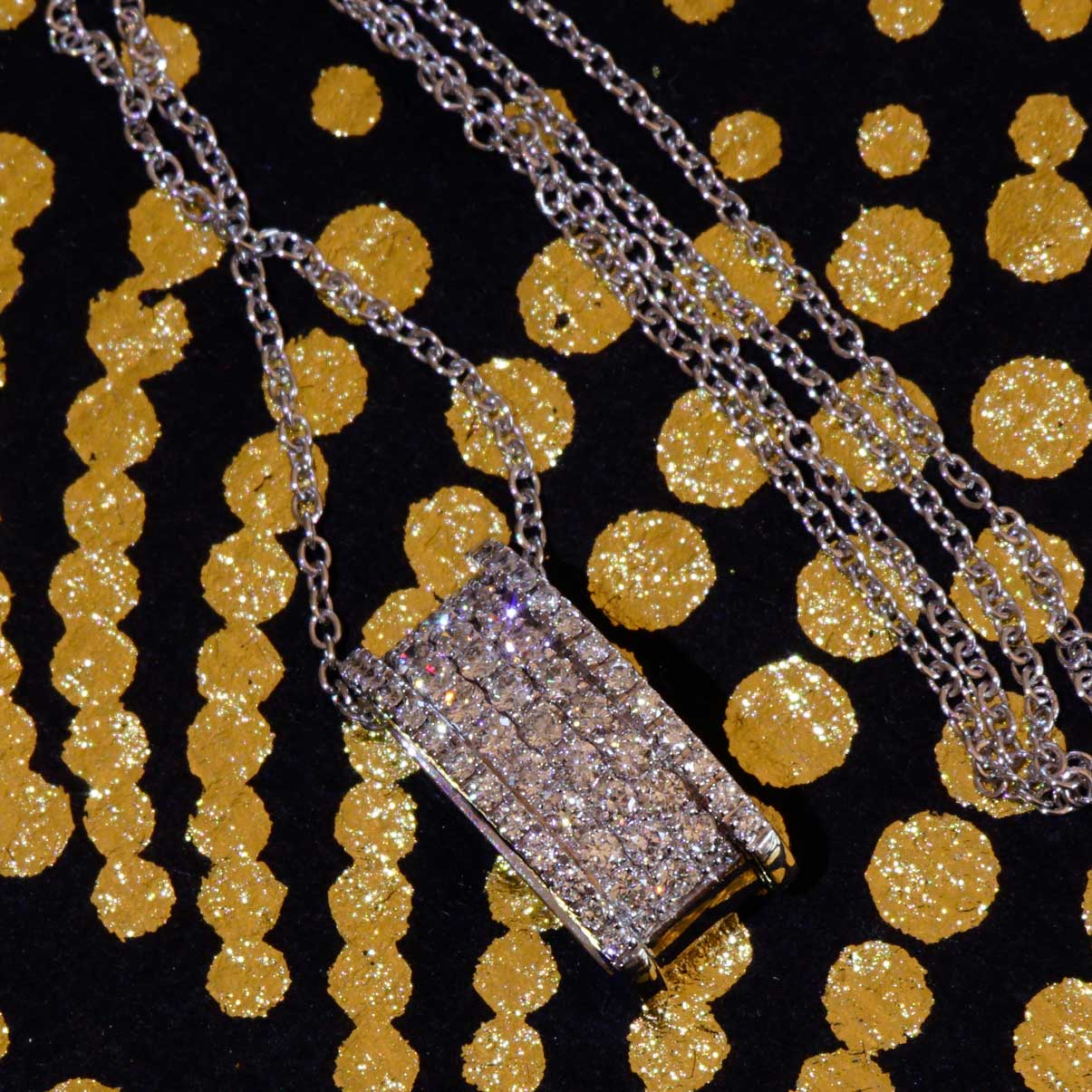 Brilliant Necklace 0.35 ct TW VS White Gold 750 Modern Design.... Carrying is fun !!