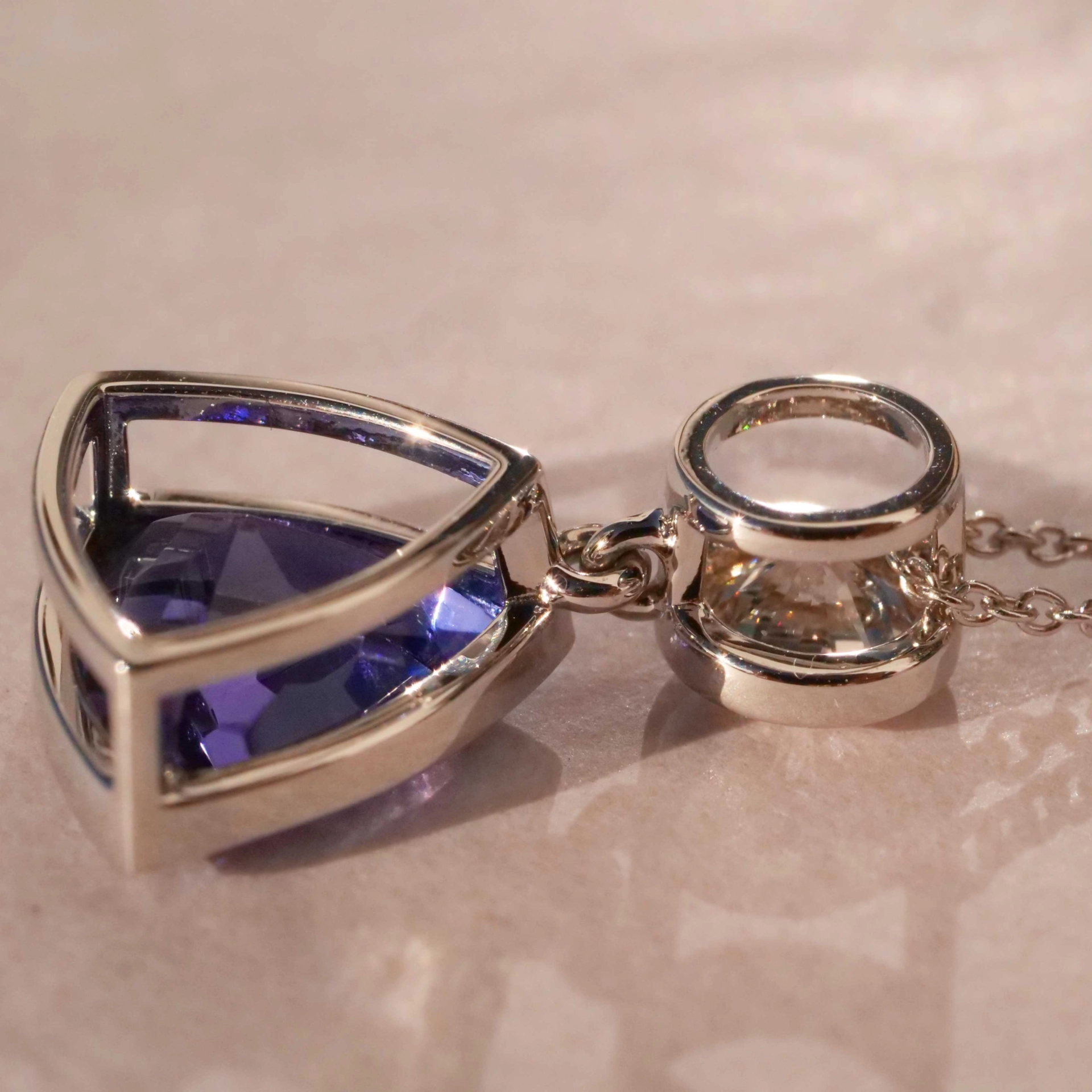 Tanzanite Pendant with Diamonds....Luxury Mood 18 kt White Gold GIA Certificate