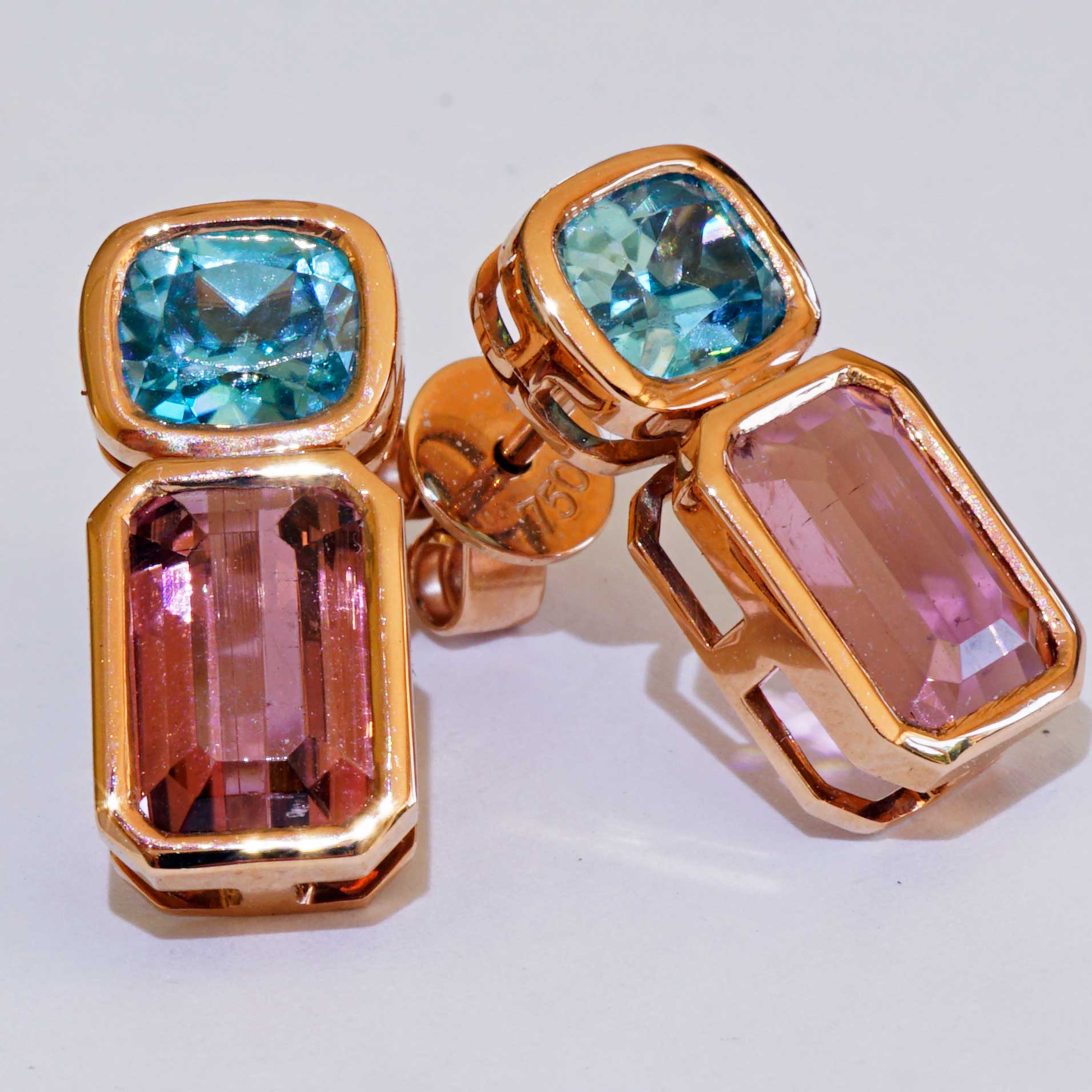 Blue Zirkon Tourmaline Ear Studs 18 kt Rose Gold....such a exquisite Color Combination