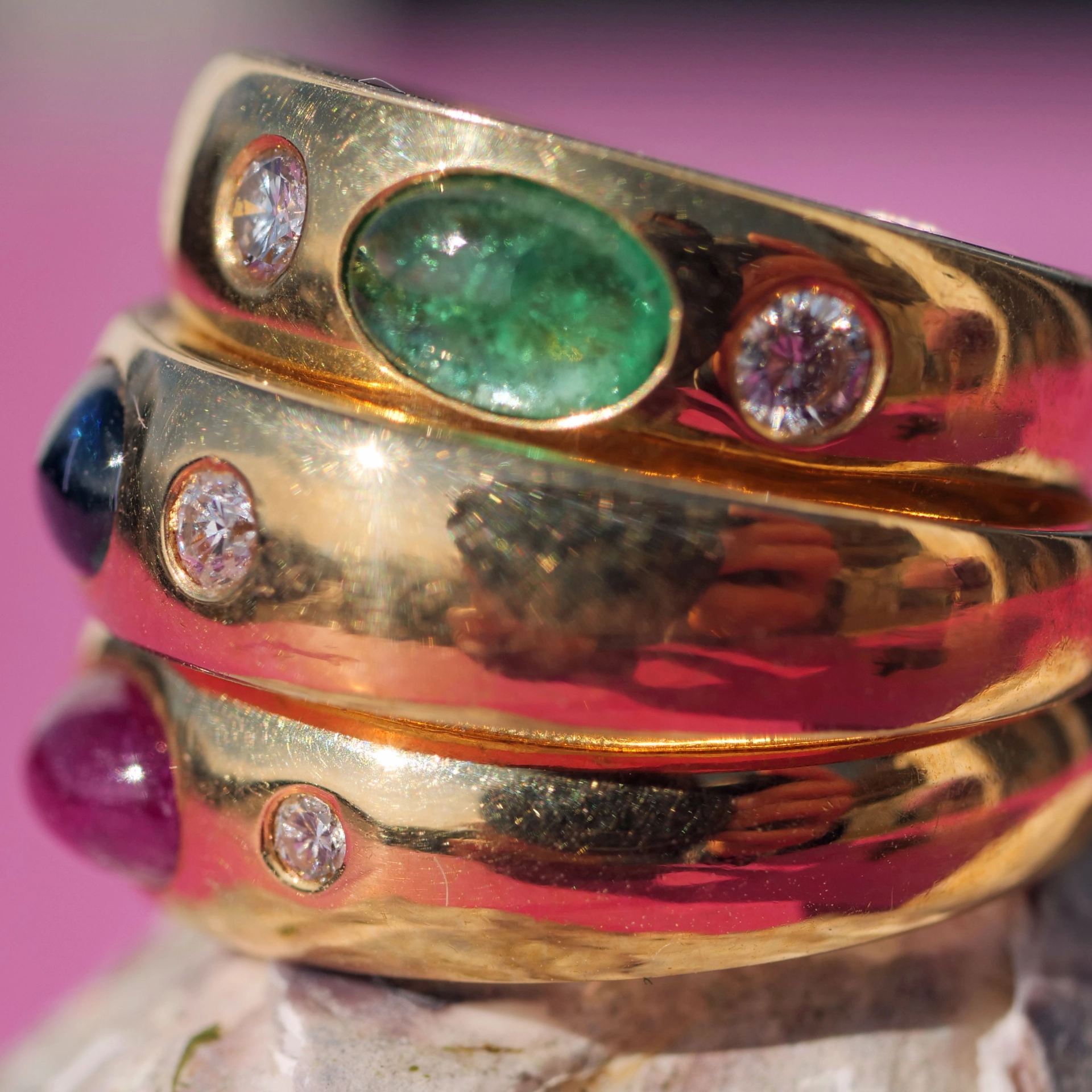 Emerald Saphire Ruby Brilliant Rings 18 kt Yellow Gold new and handmade