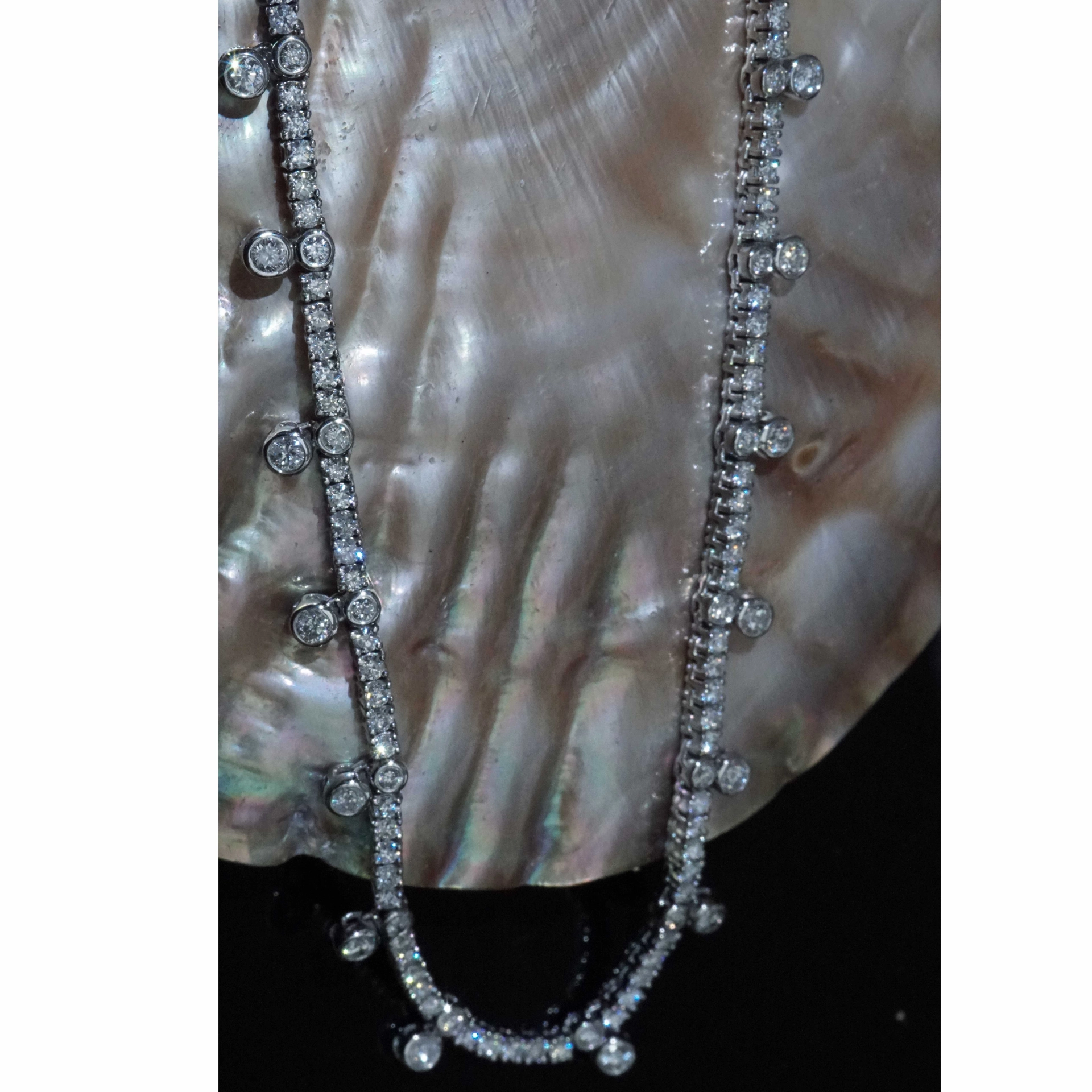 Brilliant Necklace 3.45 ct made with 170 Diamonds 18 kt White Gold...Princess Jewellery