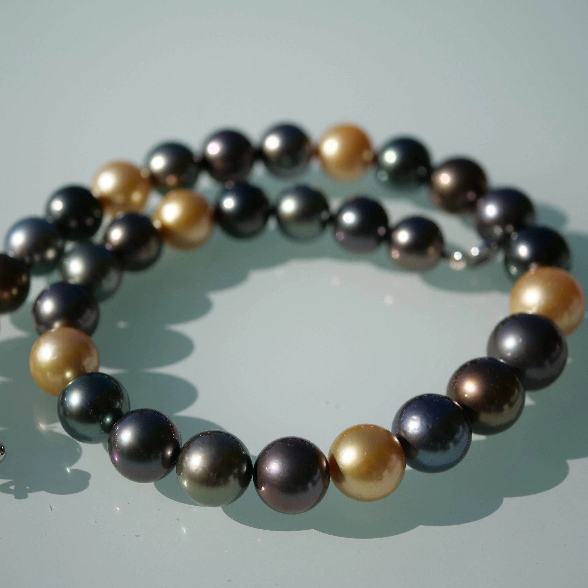 Wow what Colors...TOP Quality Tahiti Southsea Necklace 12-15 mm