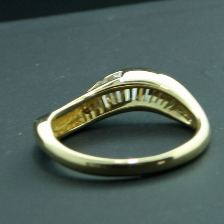 "Wave", Brillant-Ring in 750er-Gold, 0.42 ct