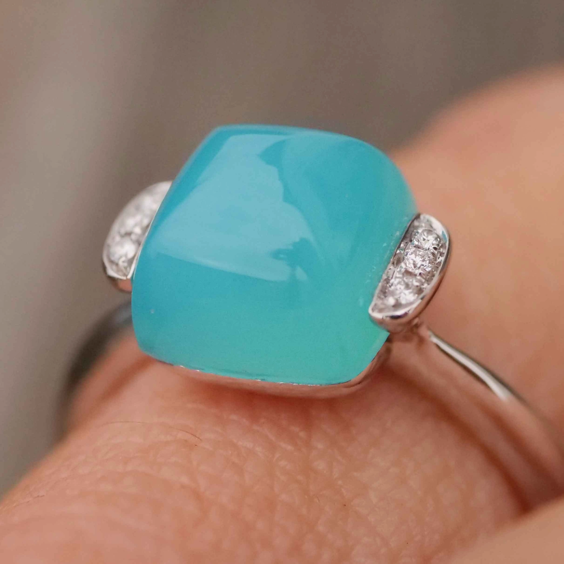 Paraiba Agate Brilliant Ring 750 White Gold Sweety Combination Ring Simply Casual