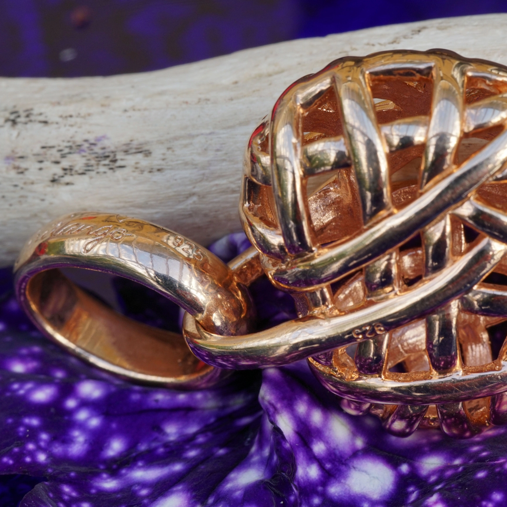 Chilango Wrapped Heart Pendant Silver plated