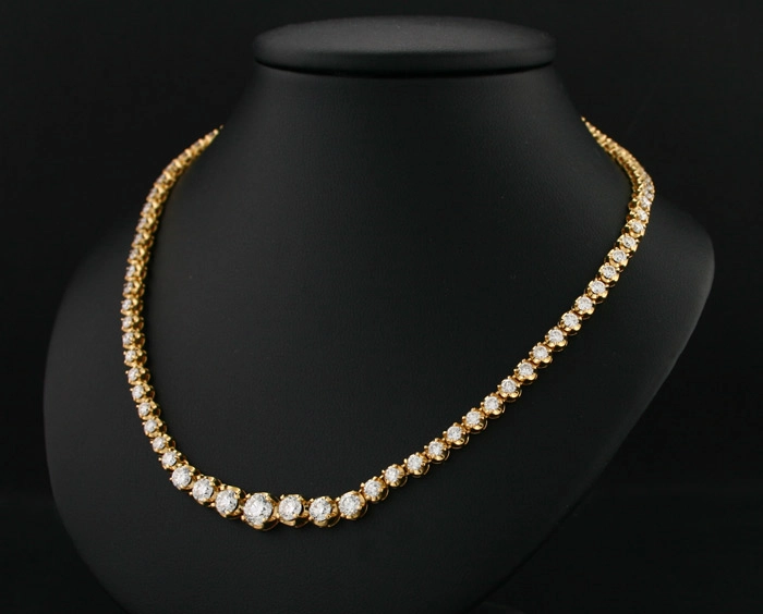 Brillant-Collier, 750/-RG.