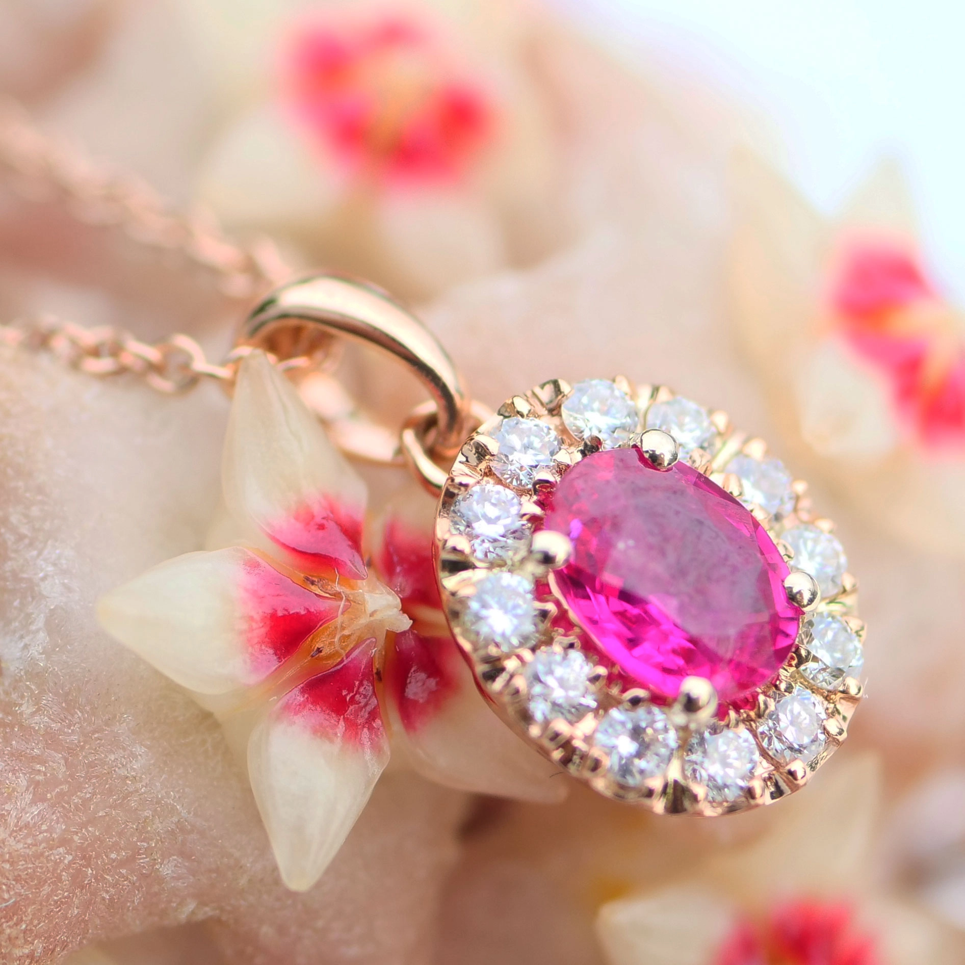 Ruby Diamond Pendant with Chain 18 kt Rose Gold.....the sweetest forever