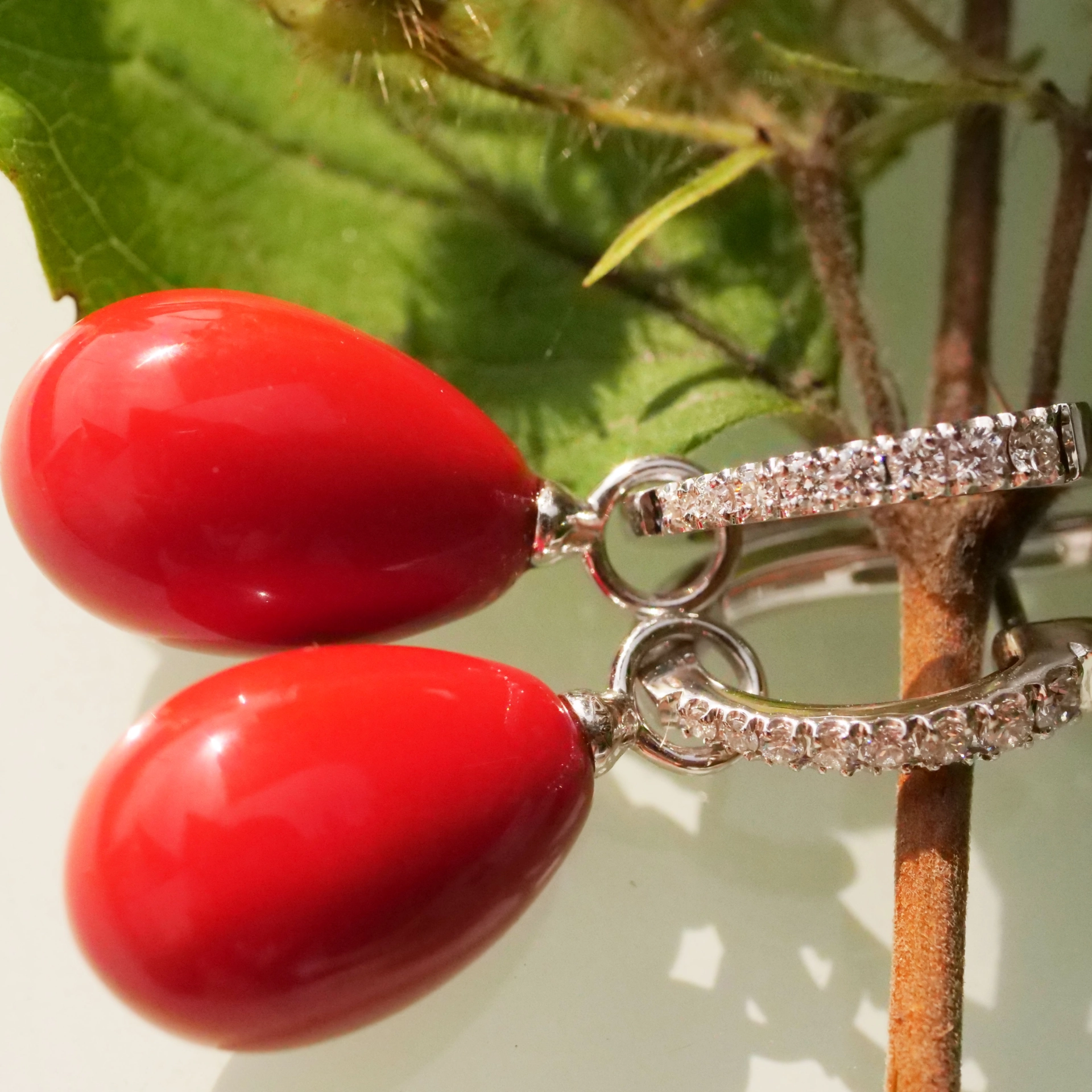 Red Sardegna Drop Brilliant Earrings 18 kt White Gold...sooo elegant