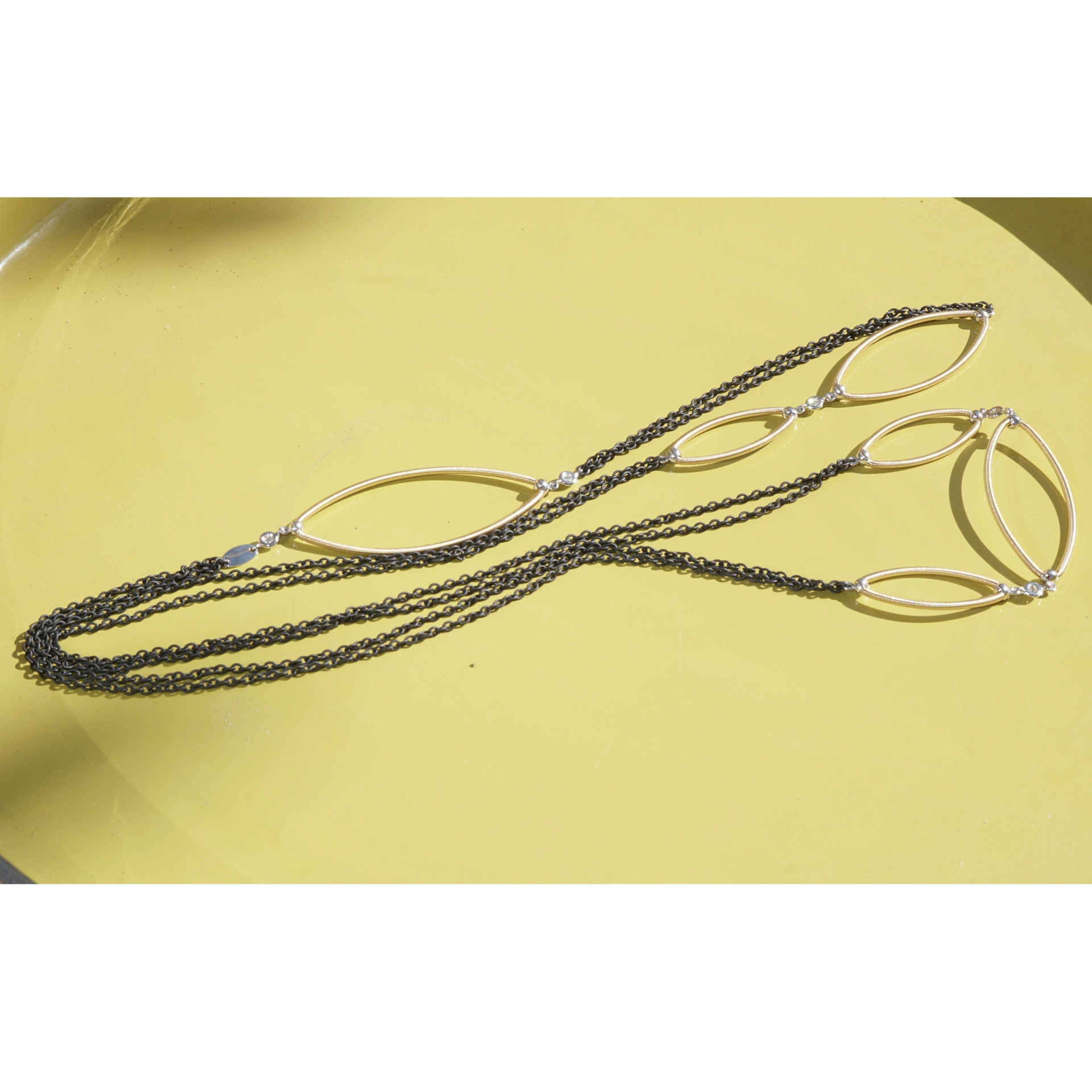 Brilliant Necklace Ivy 18 kt Yellow Gold Iron Wire Wrapping Präzion from Jewelery Silhouette Germany
