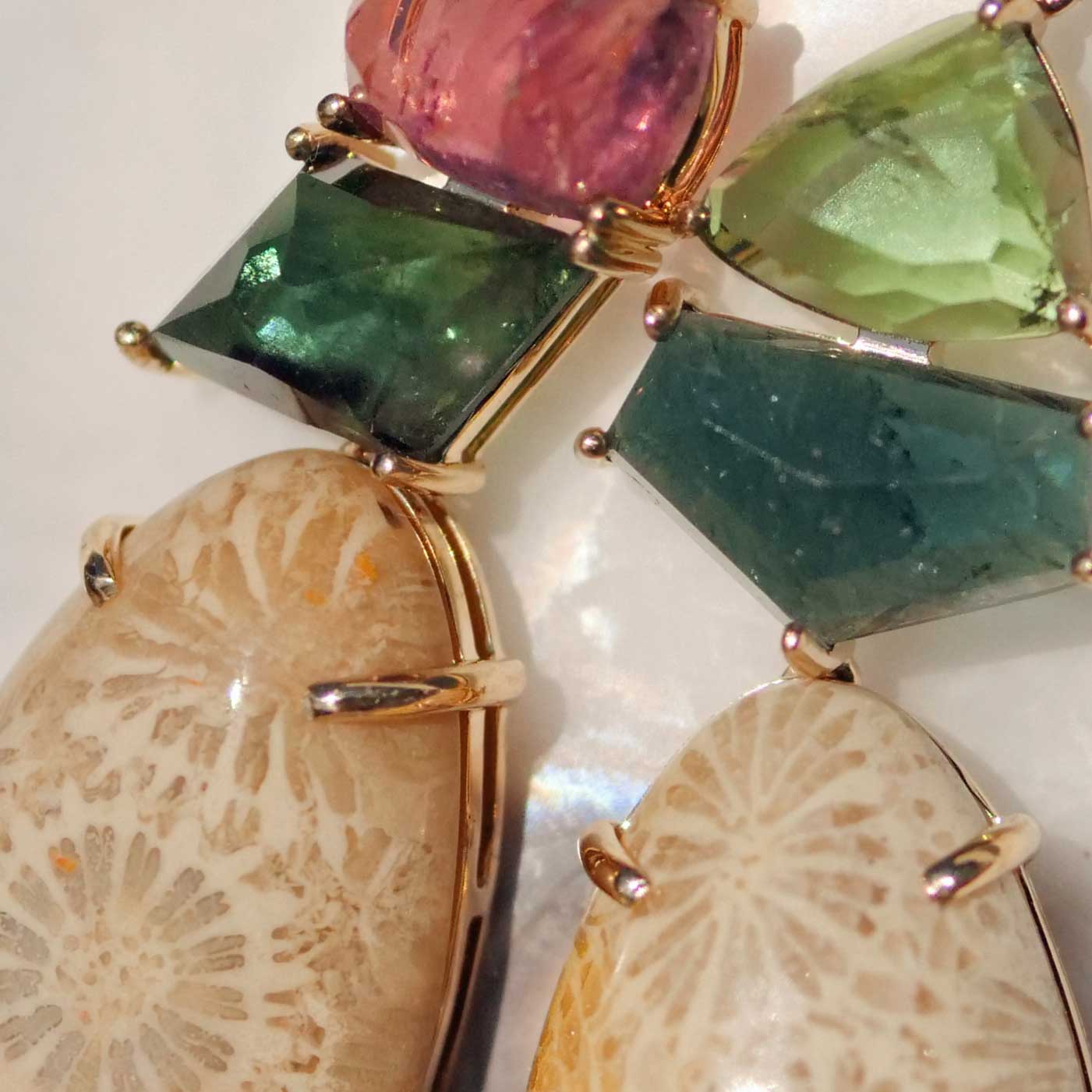 Tourmaline earrings, 585 yellow gold, 9.22 ct, with petrified coral from Bali from another period
