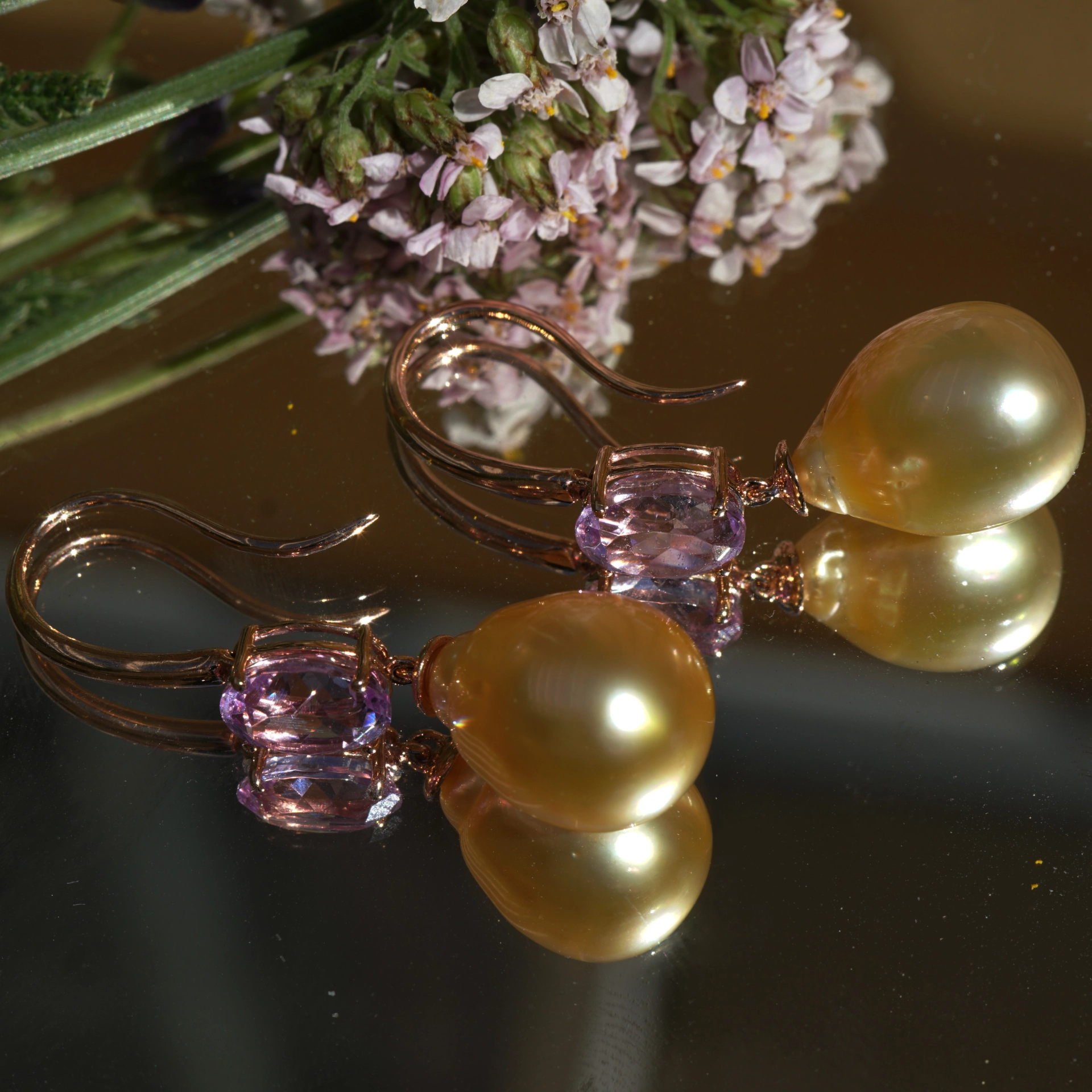 Kunzit Südsee Zuchtperl Ohrhänger AAA Lüster top 750er Rosegold ... es weht ein Frühlingsduft