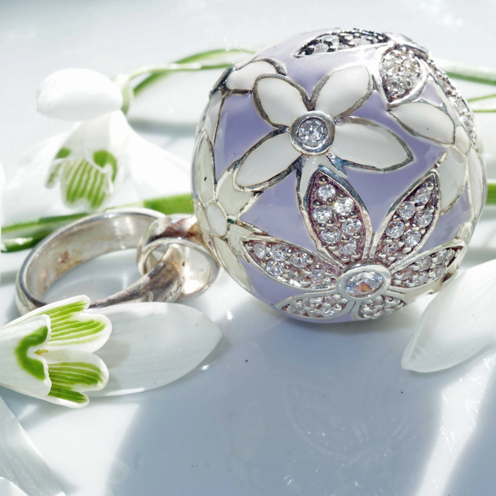 Chilango Pendant Faberge lilac Flower with Circonia 925 Silver Enamel