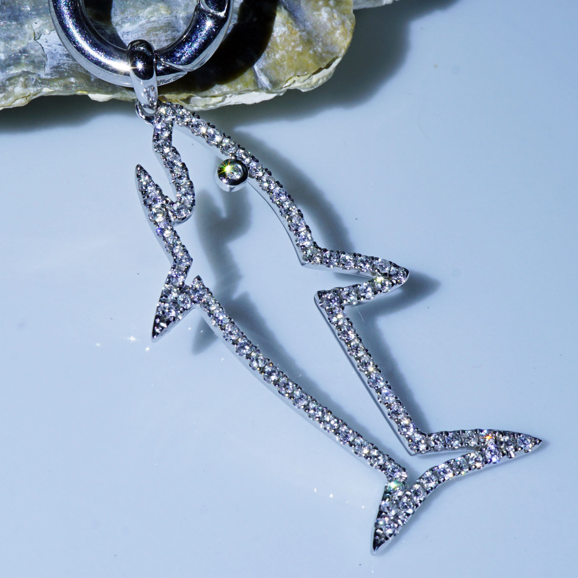 Shark Pendant Police Man of the Seas 18 White Gold 0.68 ct