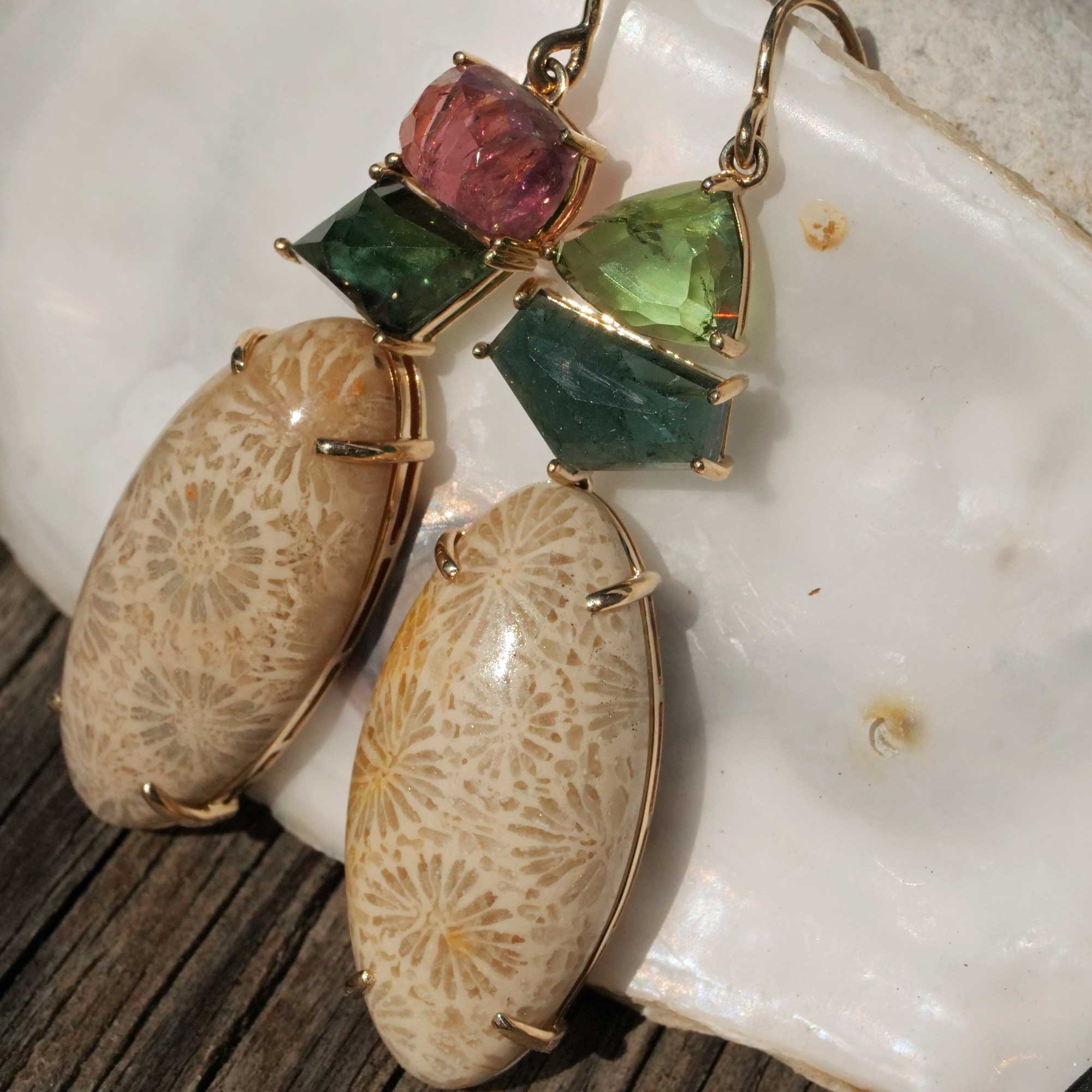 Tourmaline earrings, 585 yellow gold, 9.22 ct, with petrified coral from Bali from another period