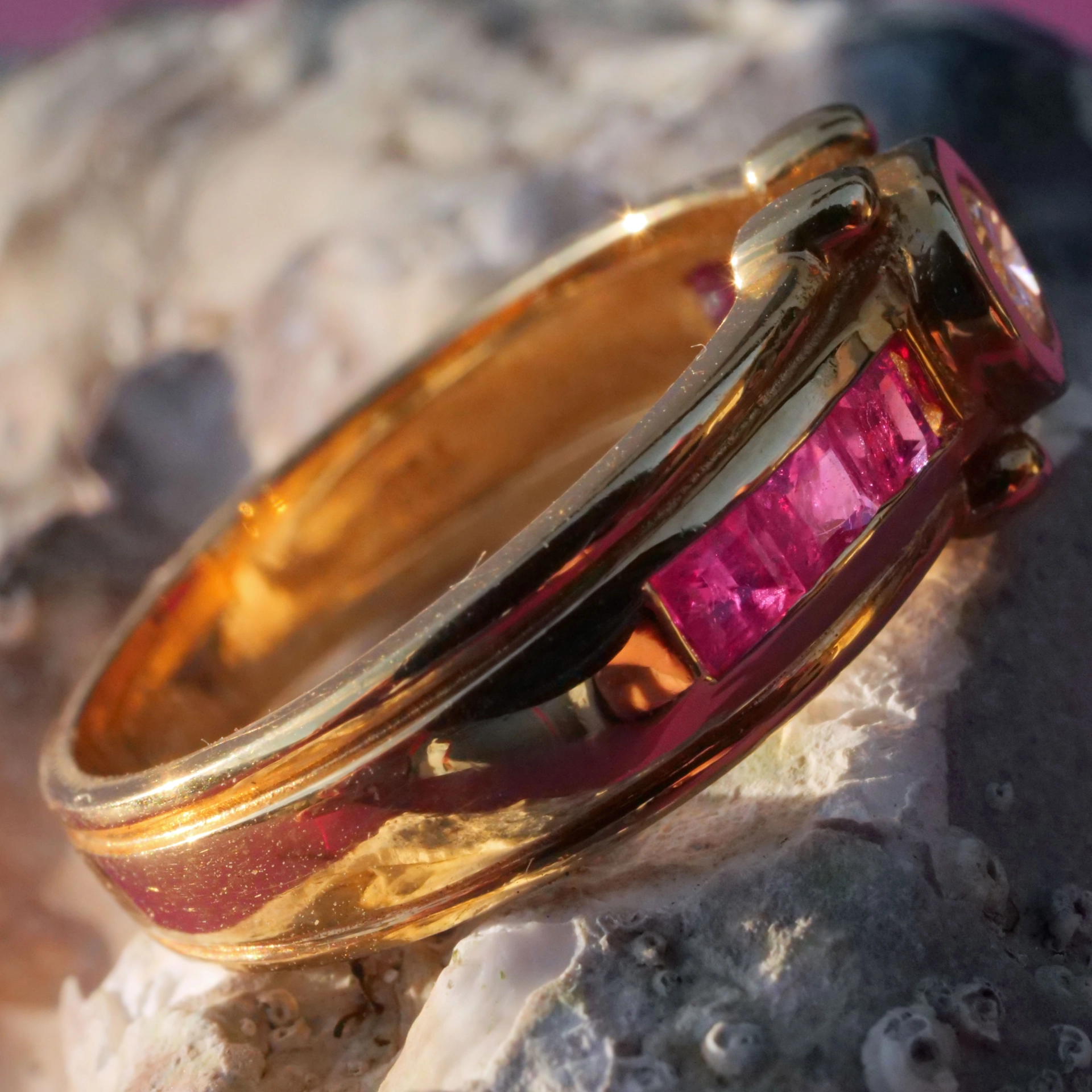 Brilliant Ring 18 kt Yellow Gold new and handmade 0.20 ct TW VVS