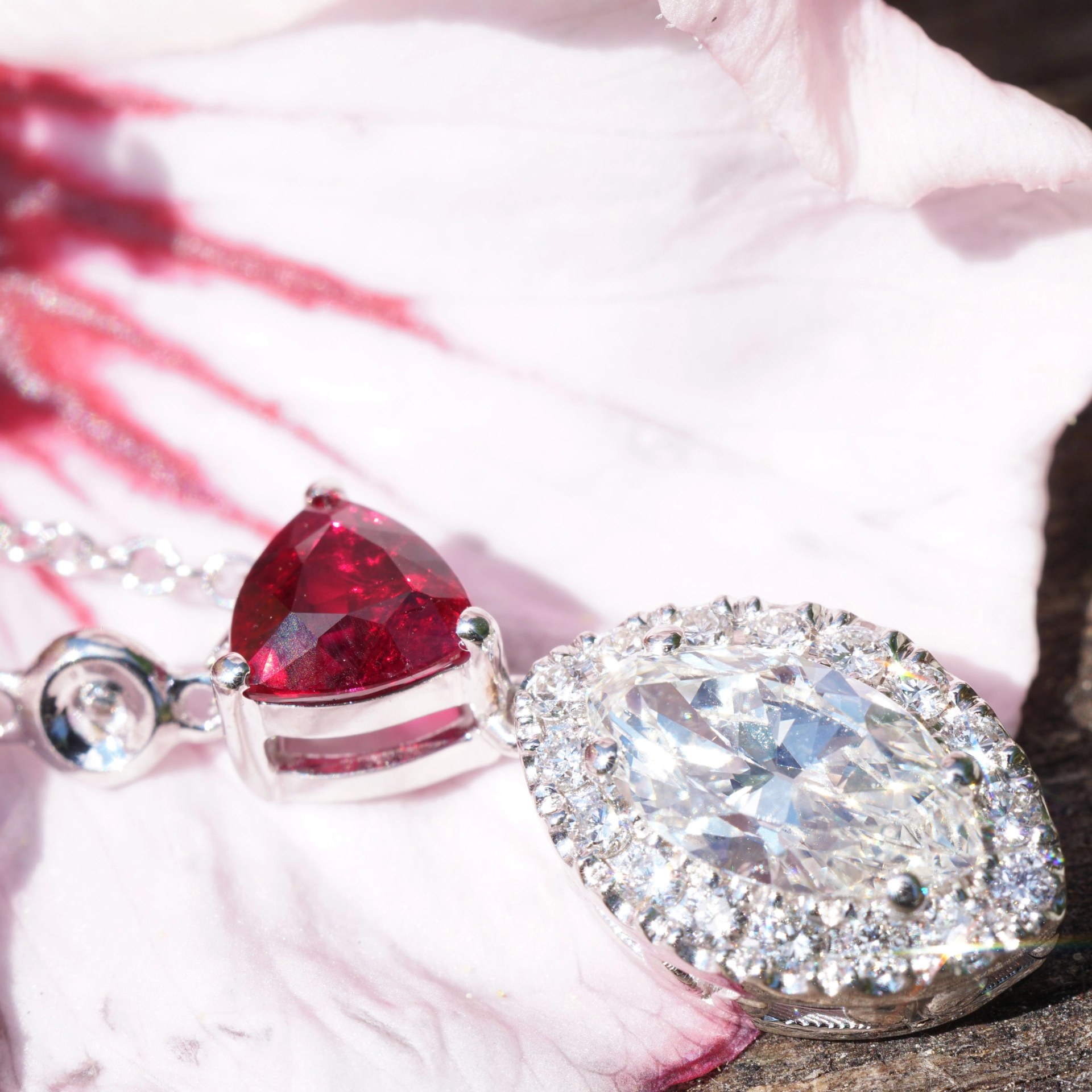 Ruby diamond pendant with chain RED RARE from Mosambique, 0.64 ct, pigeonblood, unique