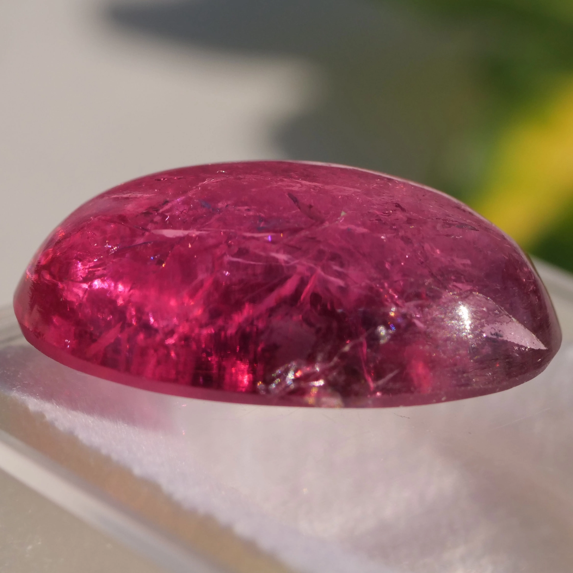 Tourmalin electric pink 14.04 ct Cabochon AA+ Great Color