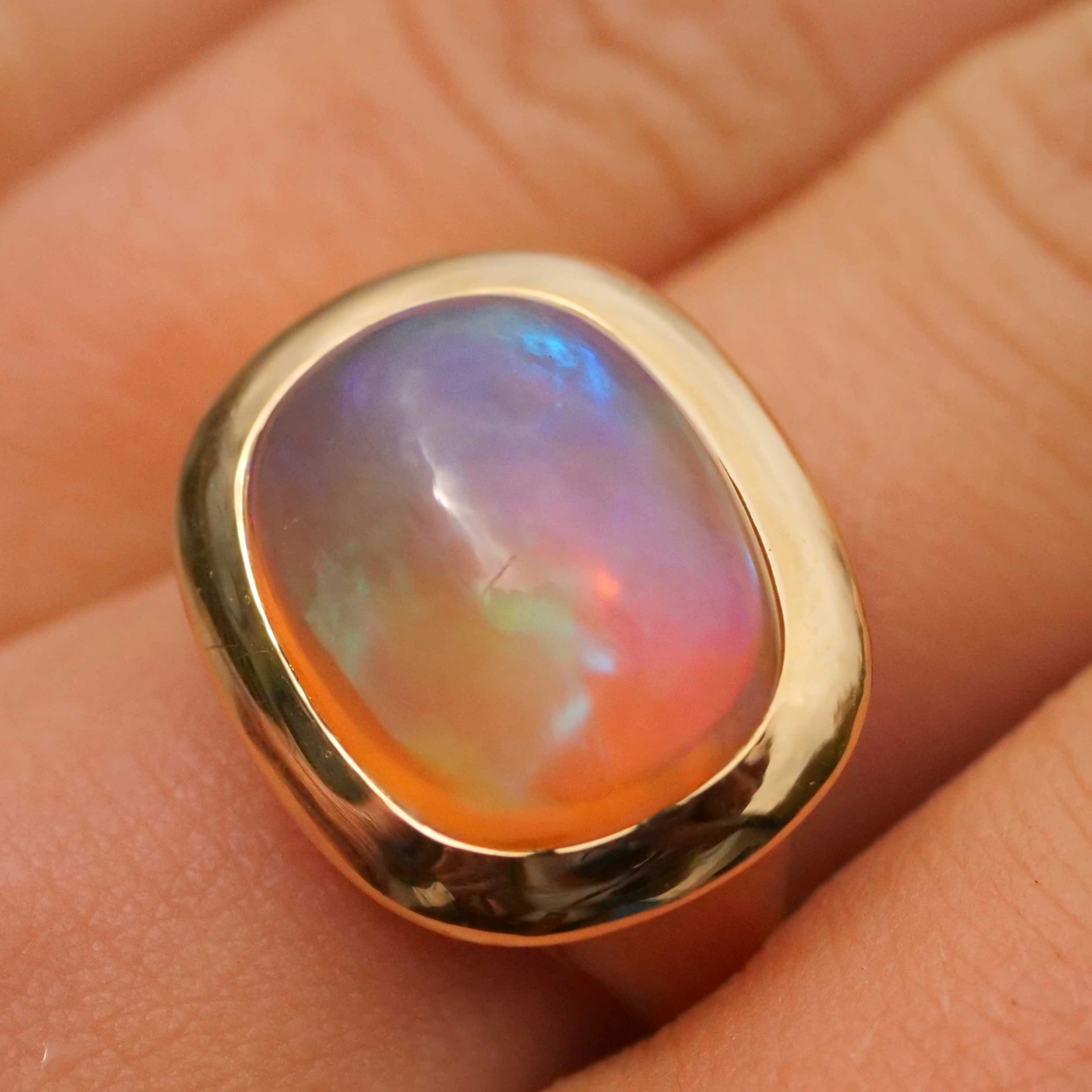 Fire Opal Ring 7 ct modern Cushion Design 18 kt Yellow Gold made in Valenza (Italy)