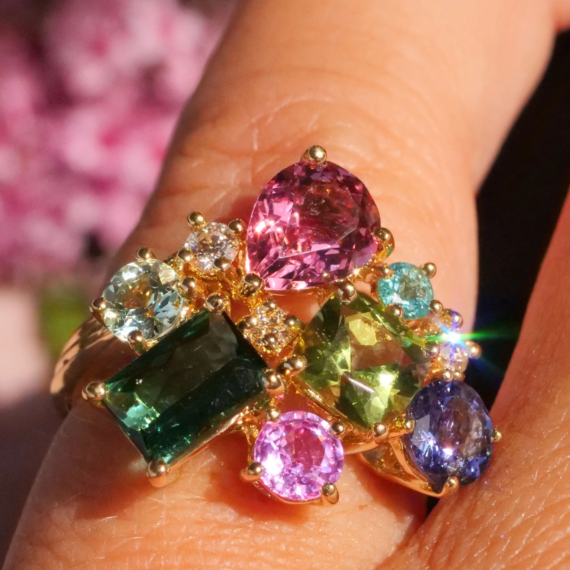 Potpourrie of Colors and Gems....Ring 18 kt Yellow Gold...so many Colors