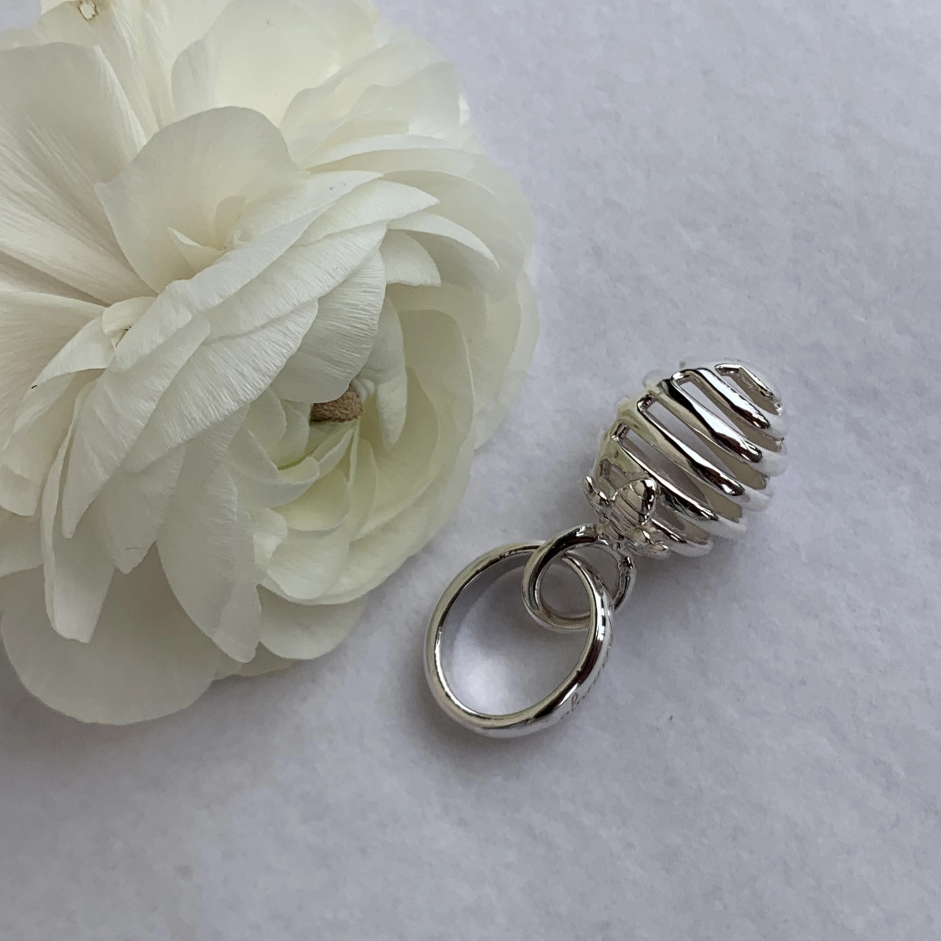Original Chilango Anhänger Honey Dipper 925er Silber 43,5 x 16 mm durchbrochen mit Biene