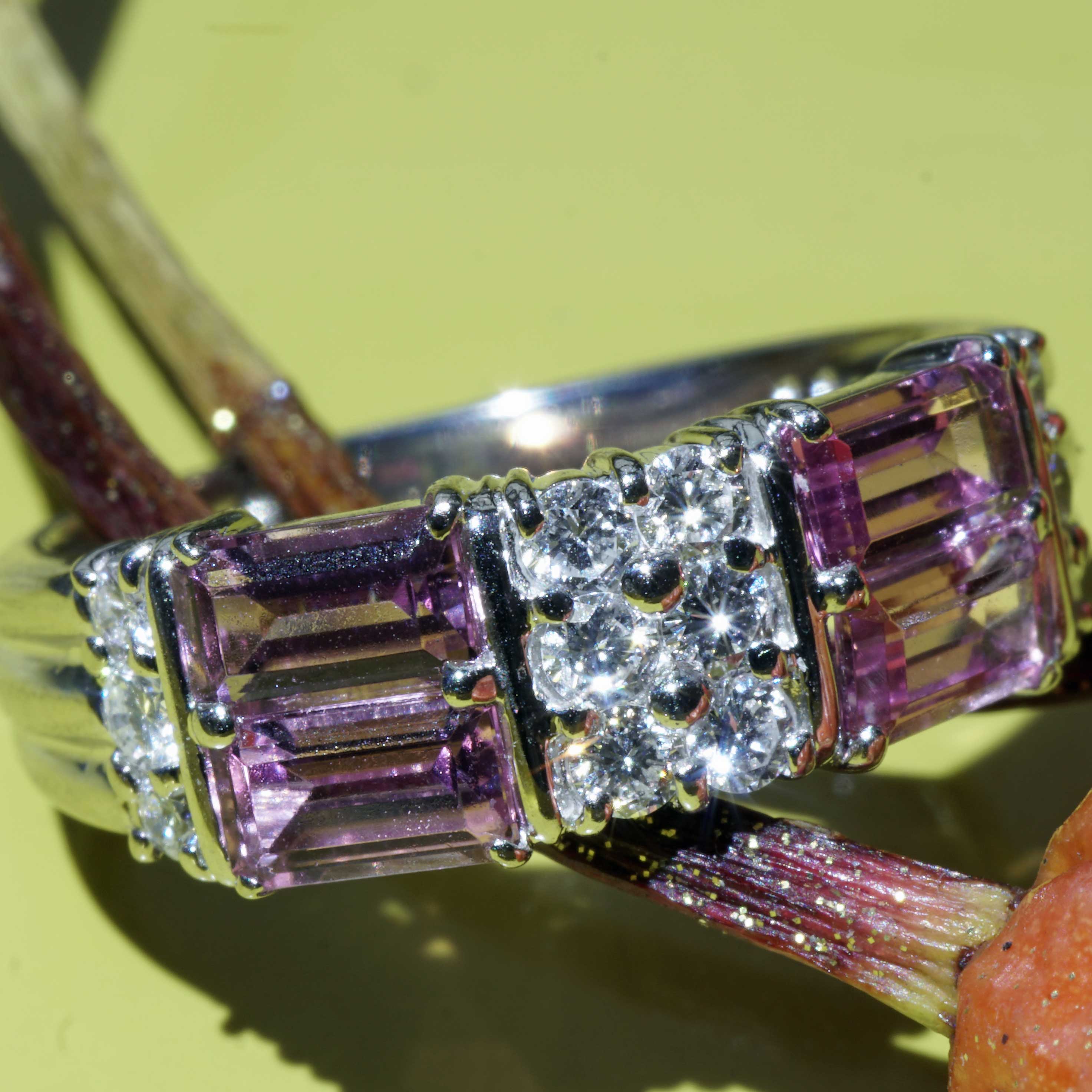Pink Tourmaline Brilliant Ring 900 Platinum 1.18 ct 0.34 ct fancy Shape with geometric Structure