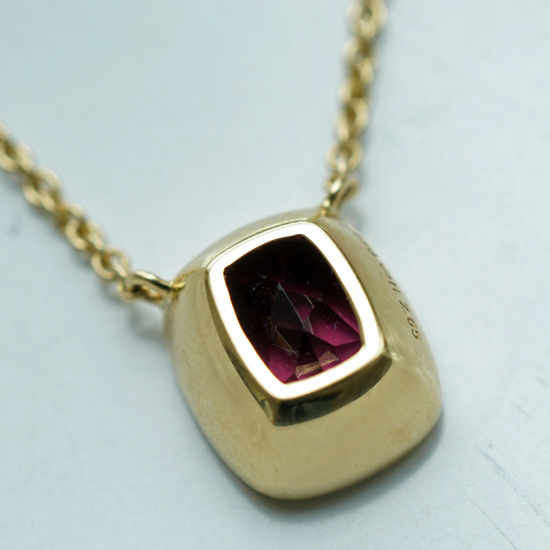 Rhodolithe Necklace 18 kt Yellowgold...Lifeblood Color Violet-Red