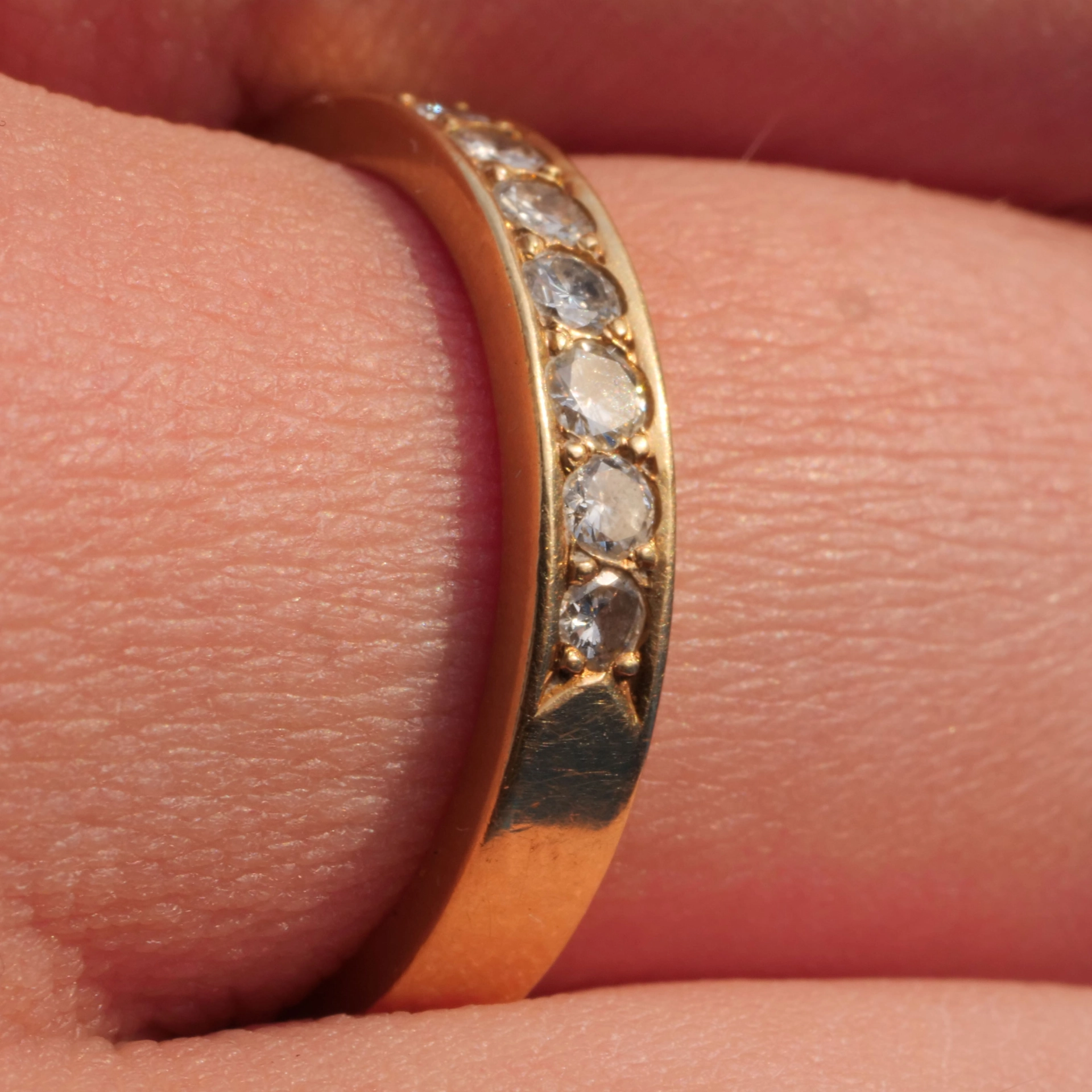 Brilliant Ring 18 kt Yellow Gold new and handmade 0.35 ct