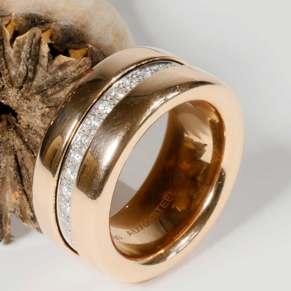 Cool Ring by Jörg Heinz Model Revellion in 750 Rosegold with Steel 0.68 ct